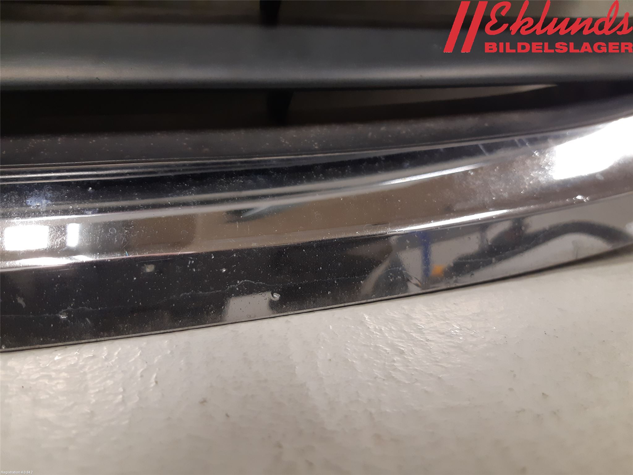 Saab 9-5     06-10 Grilldel Mitt