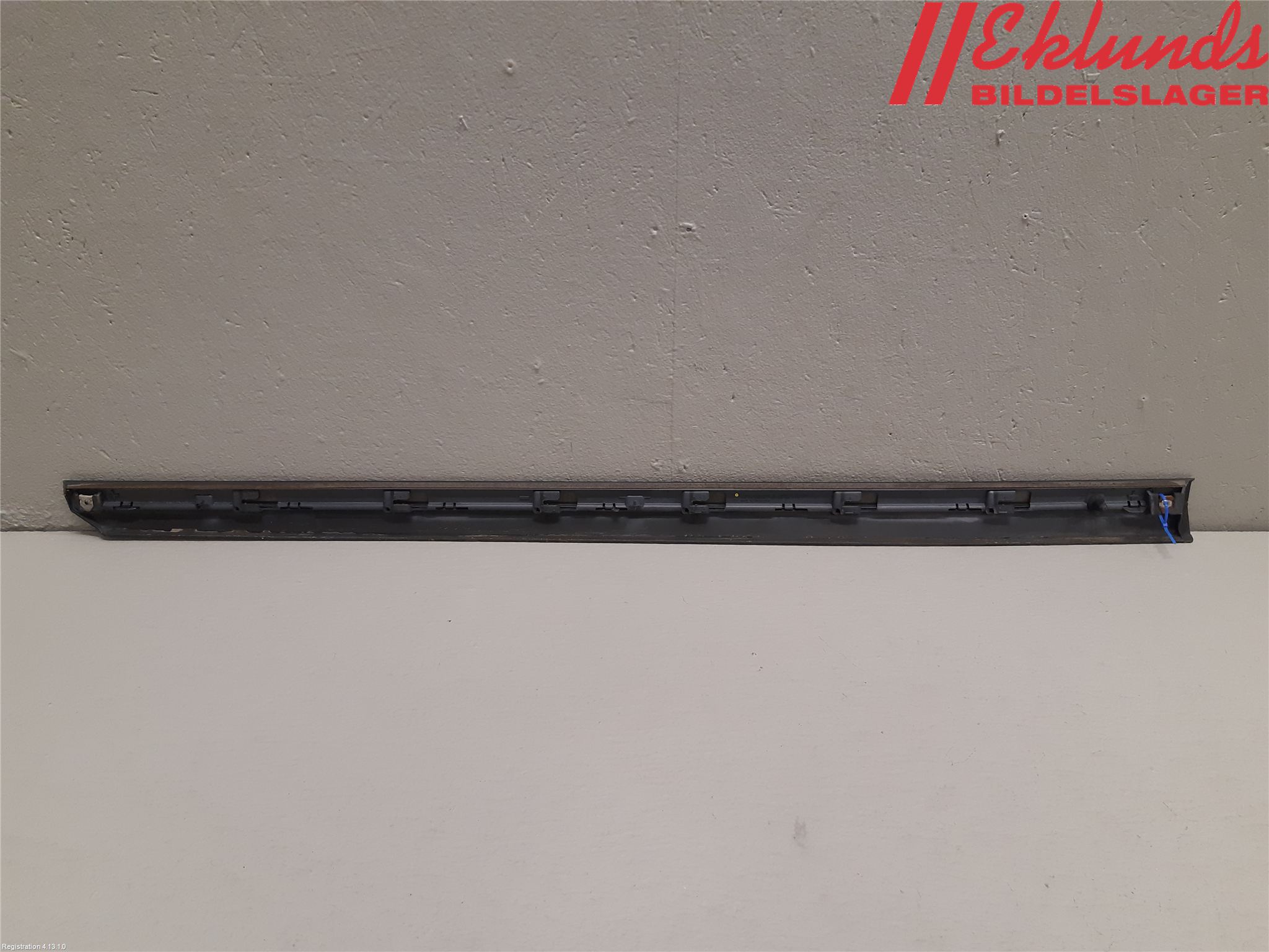 Volkswagen VW PASSAT 15-19 Dörr Dekorlist Fram Hö