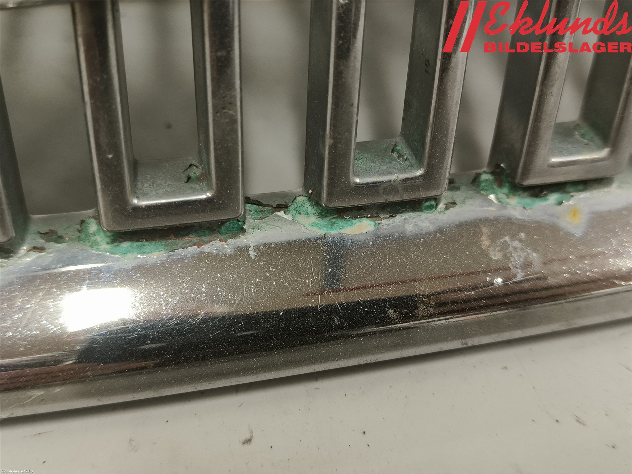 Volvo V70 05-08 Grill Komp