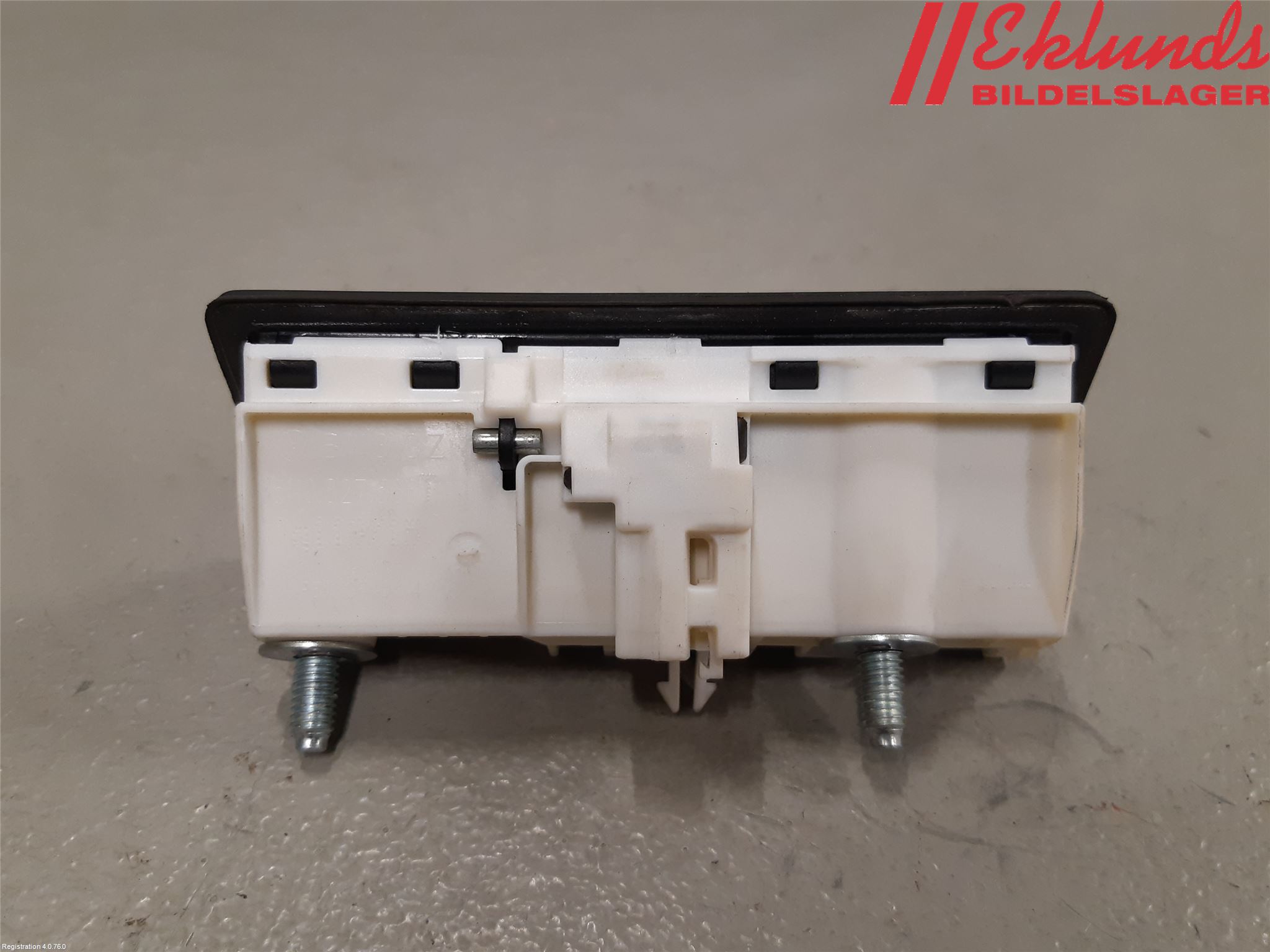 Audi A6 ALLROAD 12-18 Bakluckehandtag