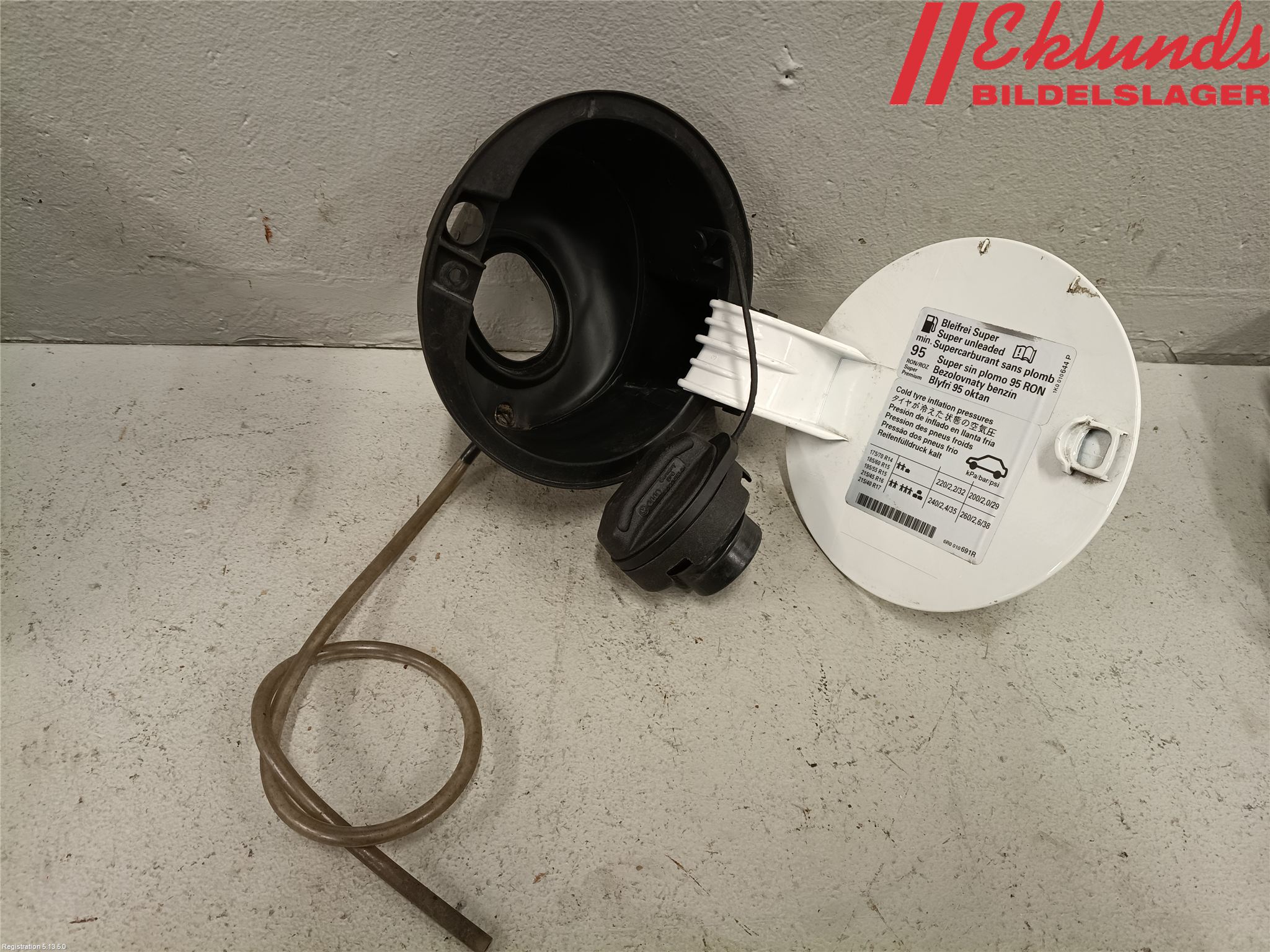 Volkswagen VW POLO 10-17 Tanklucka