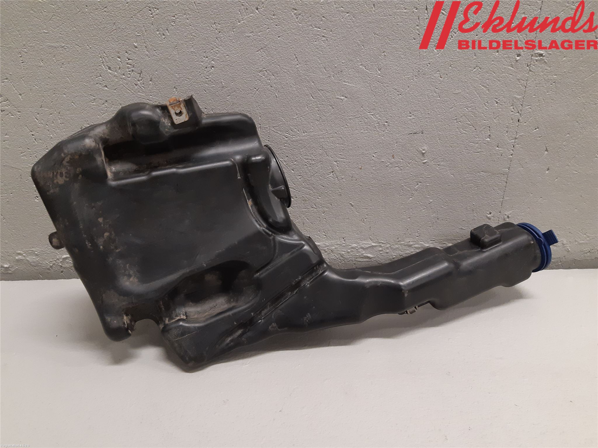 Mercedes-Benz MB E-KLASS (W212) 09-16 Spolartank Vindruta