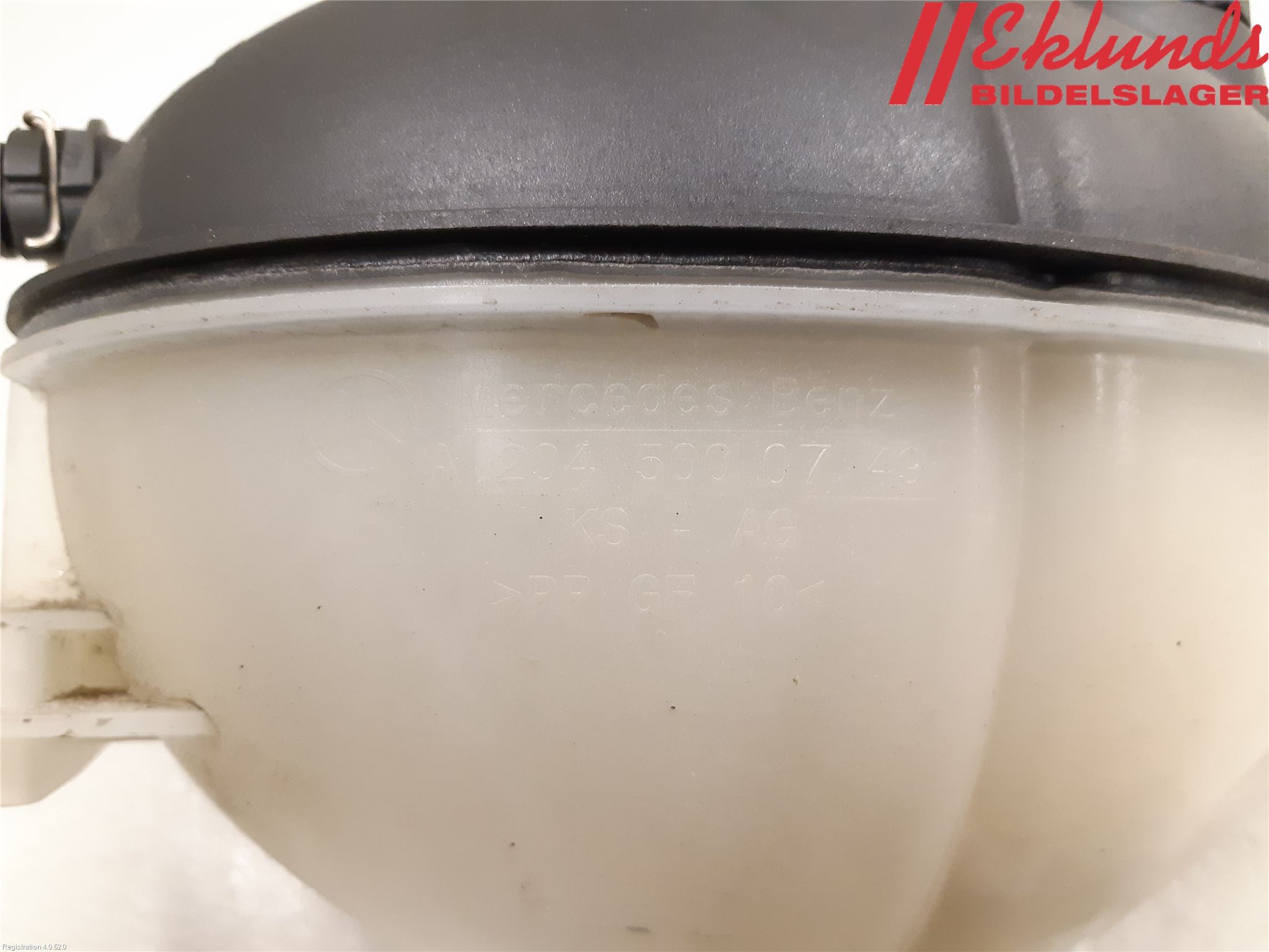 Mercedes-Benz MB E-KLASS (W212) 09-16 Expansionstank