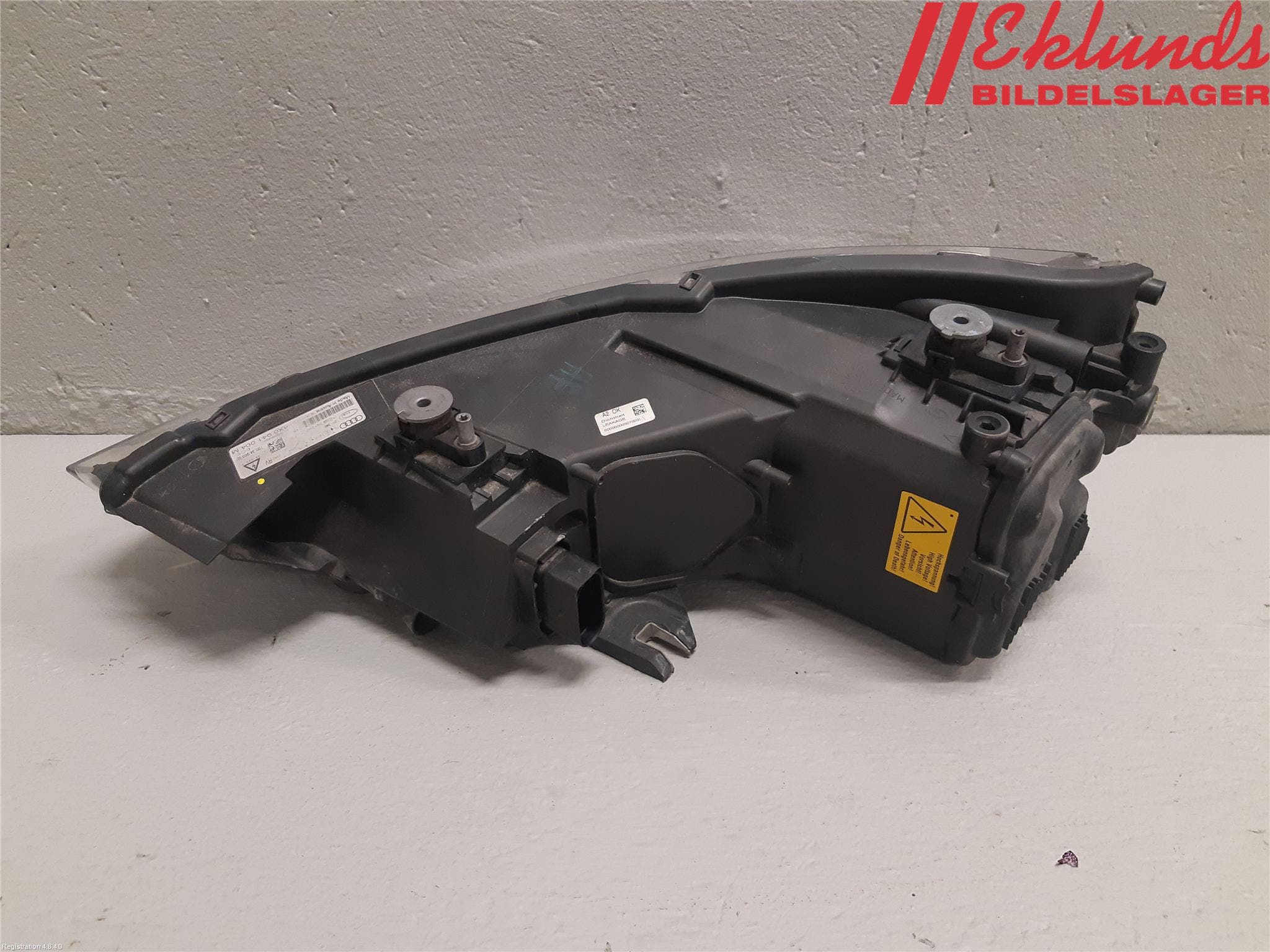 Audi A1/S1 11-18 Strålkastare Höger