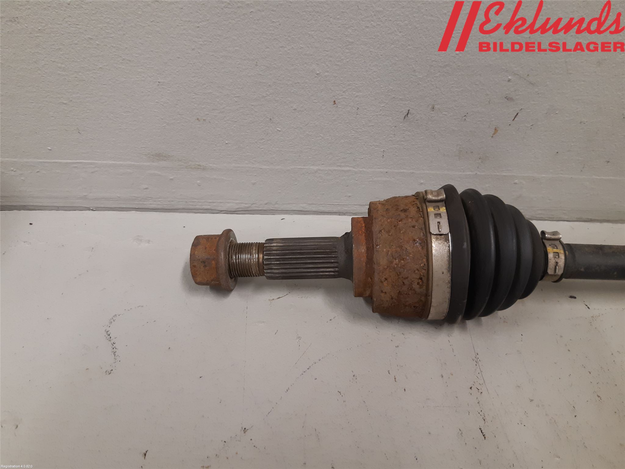 Nissan MICRA 11-16 Drivaxel Fram Vänster
