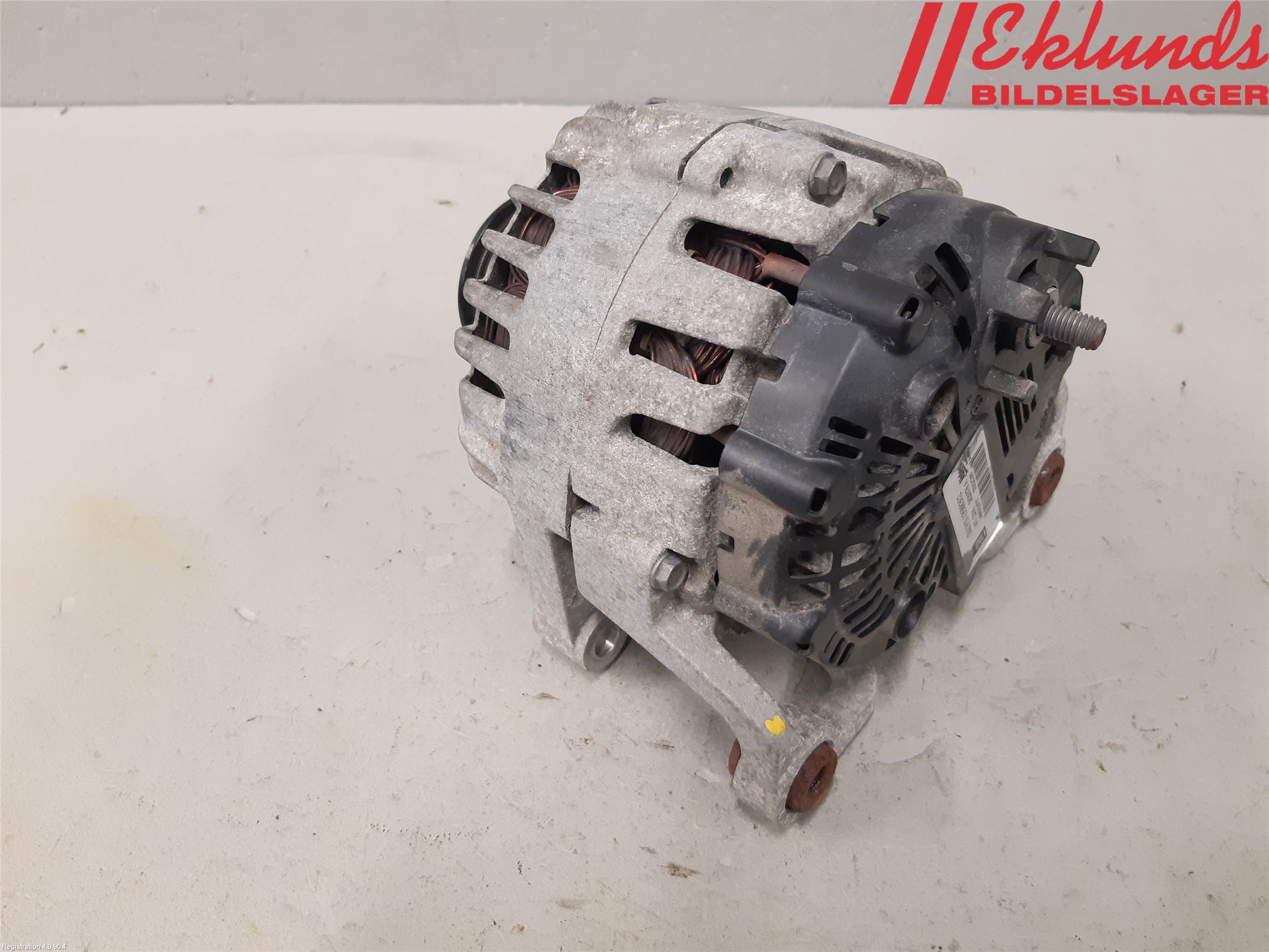 Opel ASTRA J 10-15 Generator