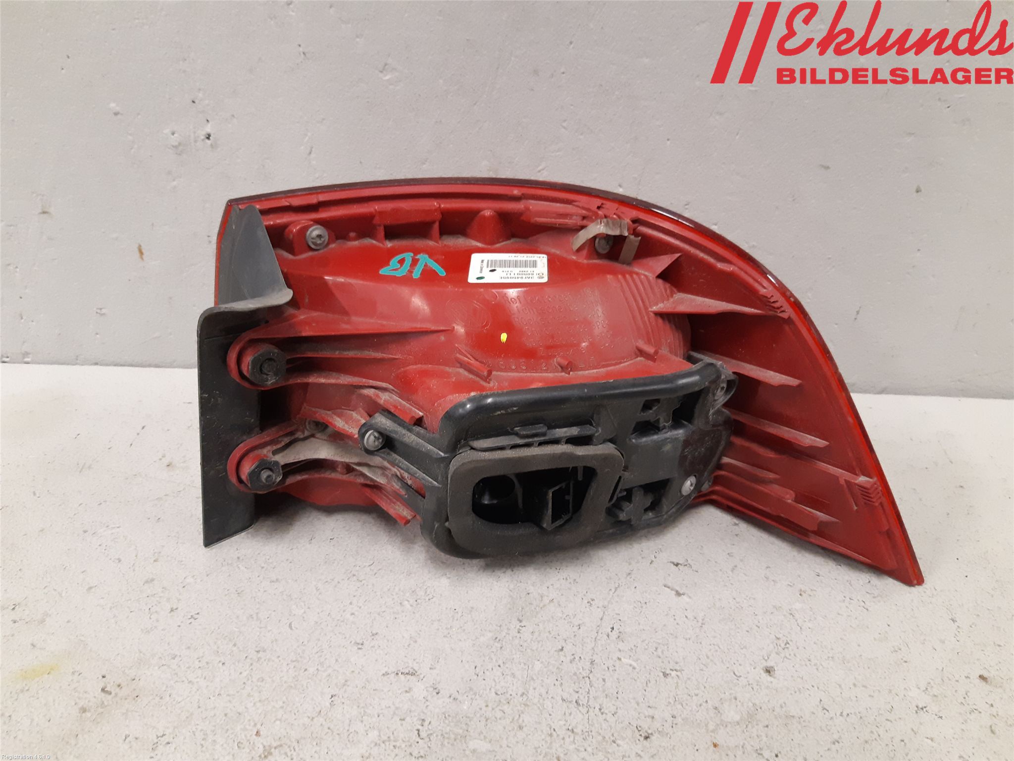 Volkswagen VW PASSAT 11-14 Bakljus Vänster