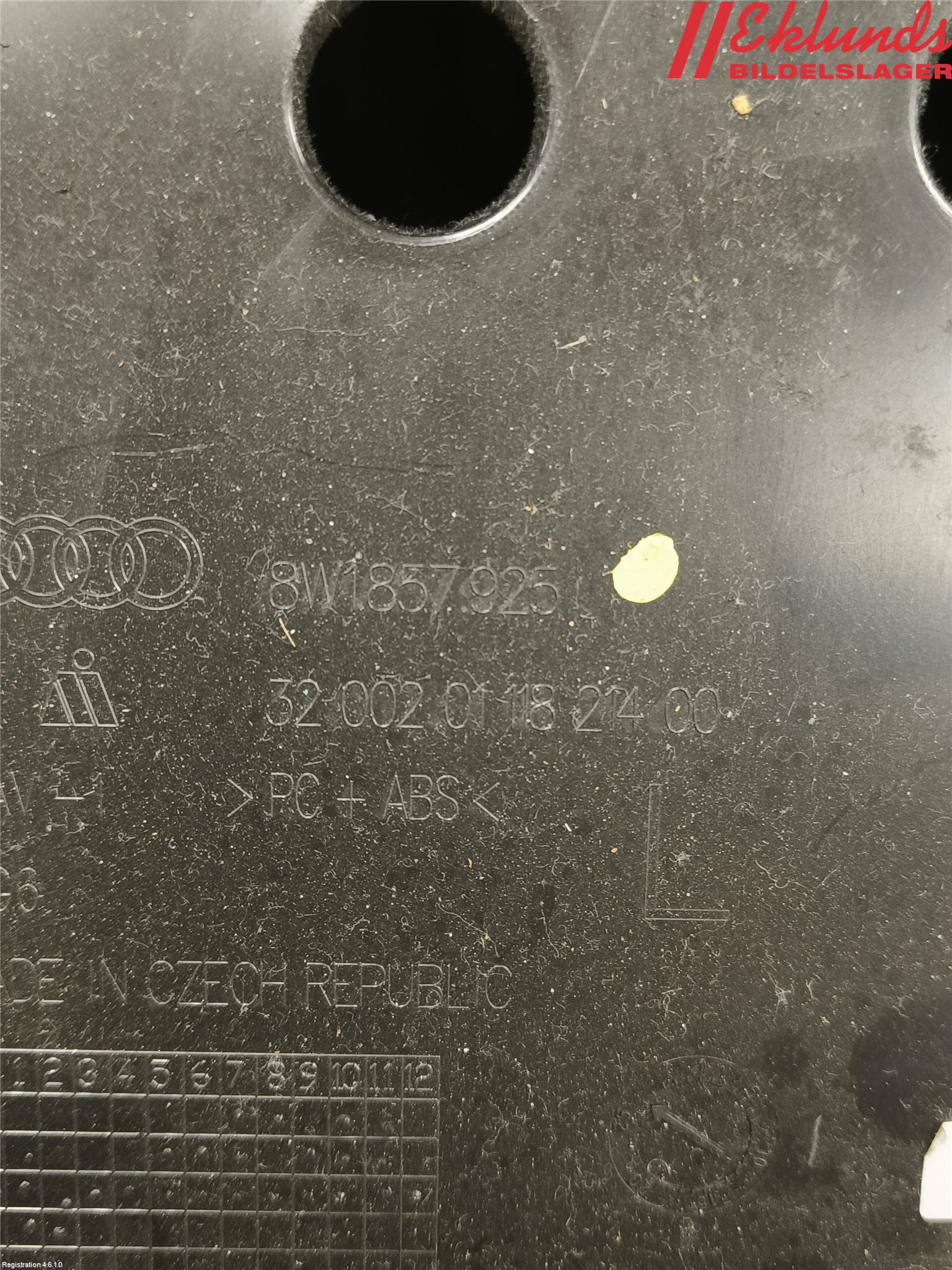 Audi A5 17- Instrumentbräda Förvaringsfack