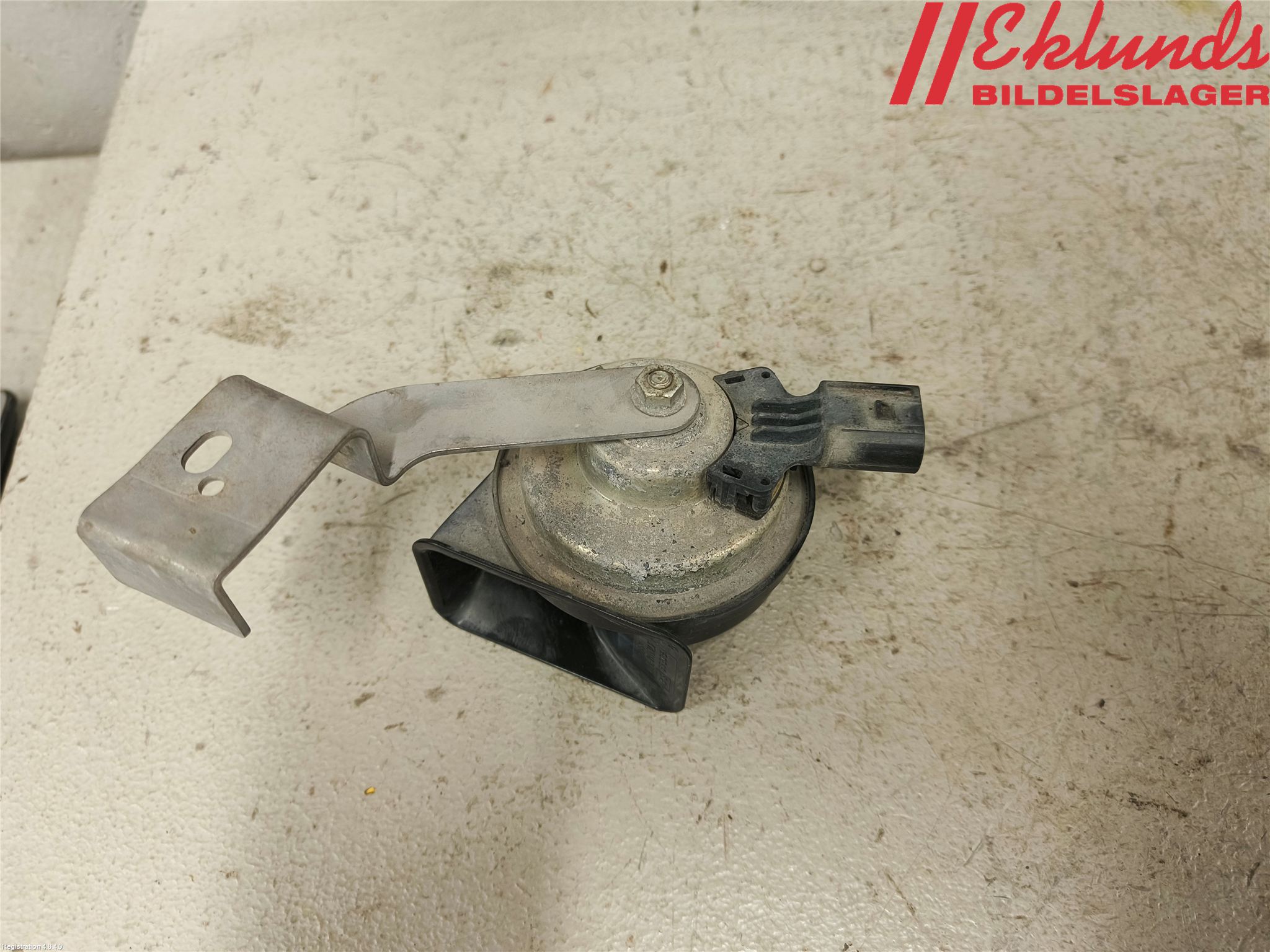 BMW X1 F48 15-22 Signalhorn