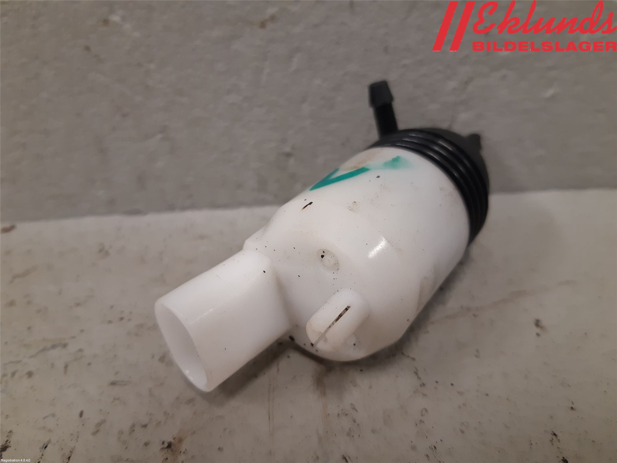 Tesla MODEL X 16- Spolarpump Vindruta
