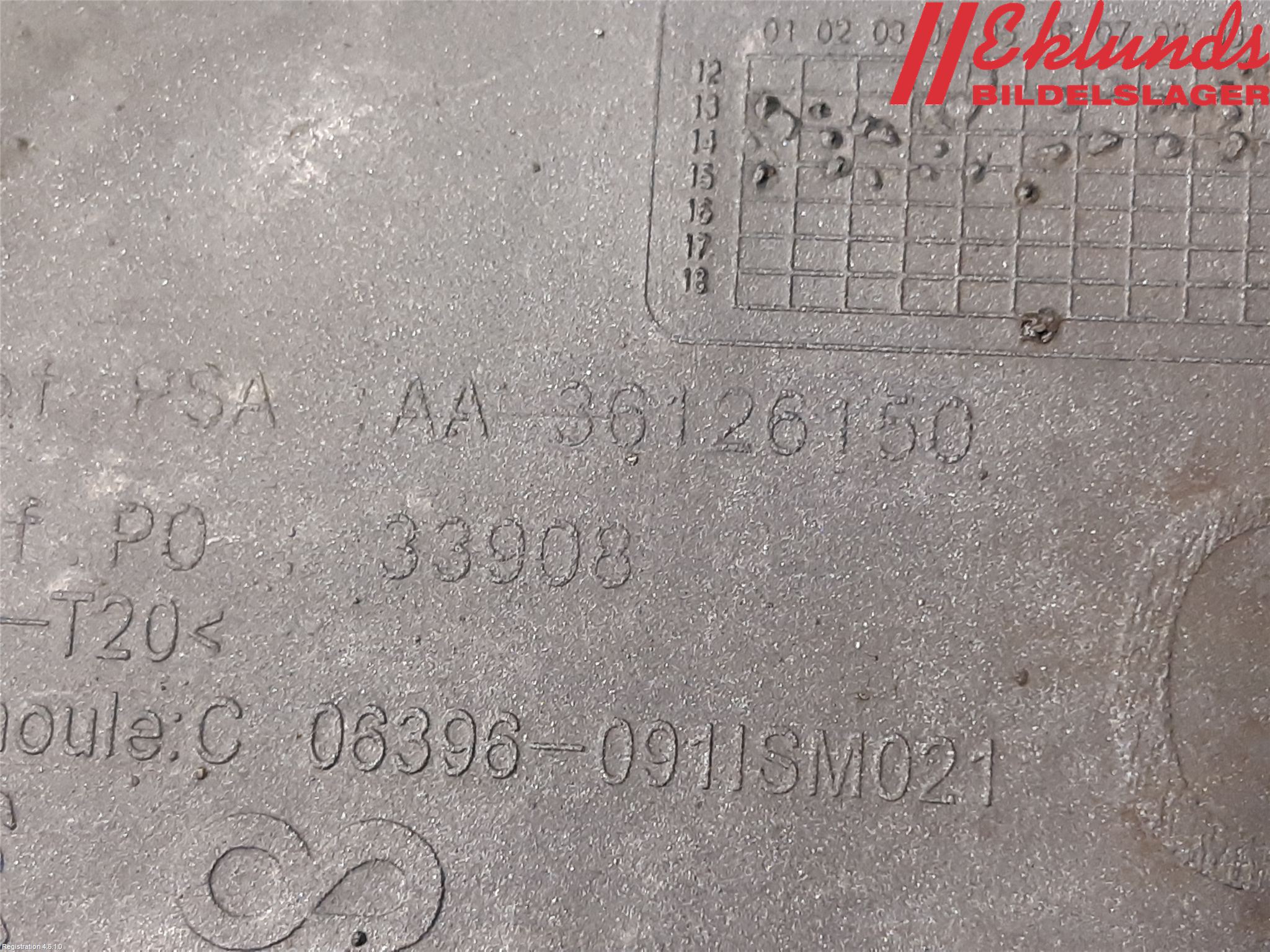 Peugeot 308 14-21 Dimljussarg Fram