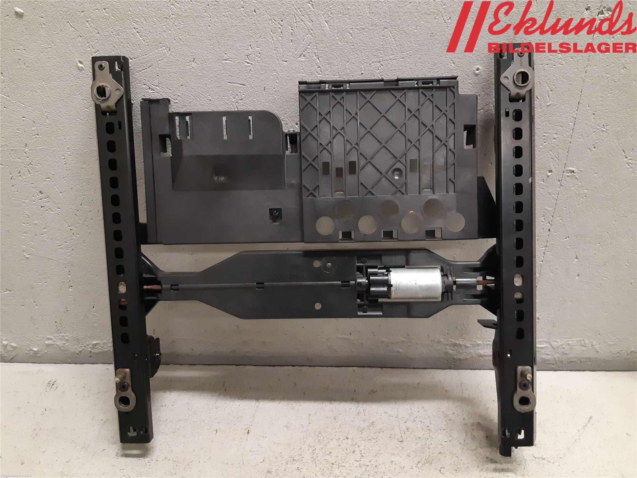 BMW 5 F10/F11/F18 09-17 Inredstol Reglermotor Fr