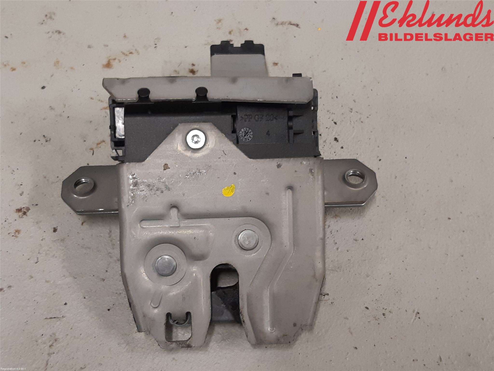 Volvo XC60 14-17 Låskista Baklucka