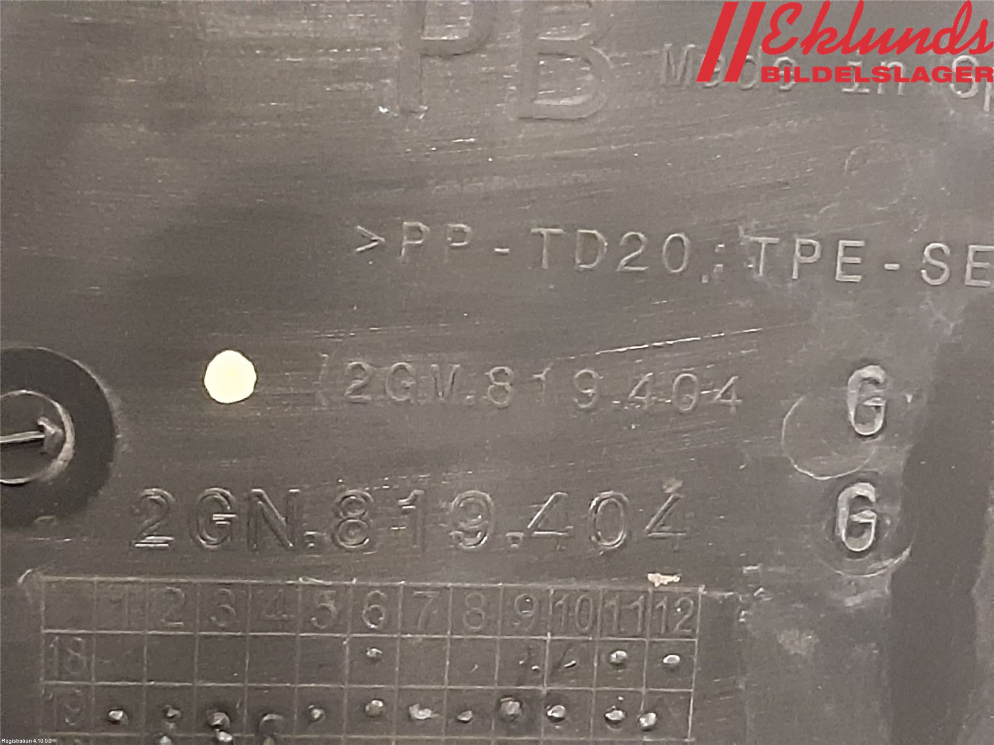 Volkswagen VW T-CROSS 19- Torpedplåt-Torpedplast