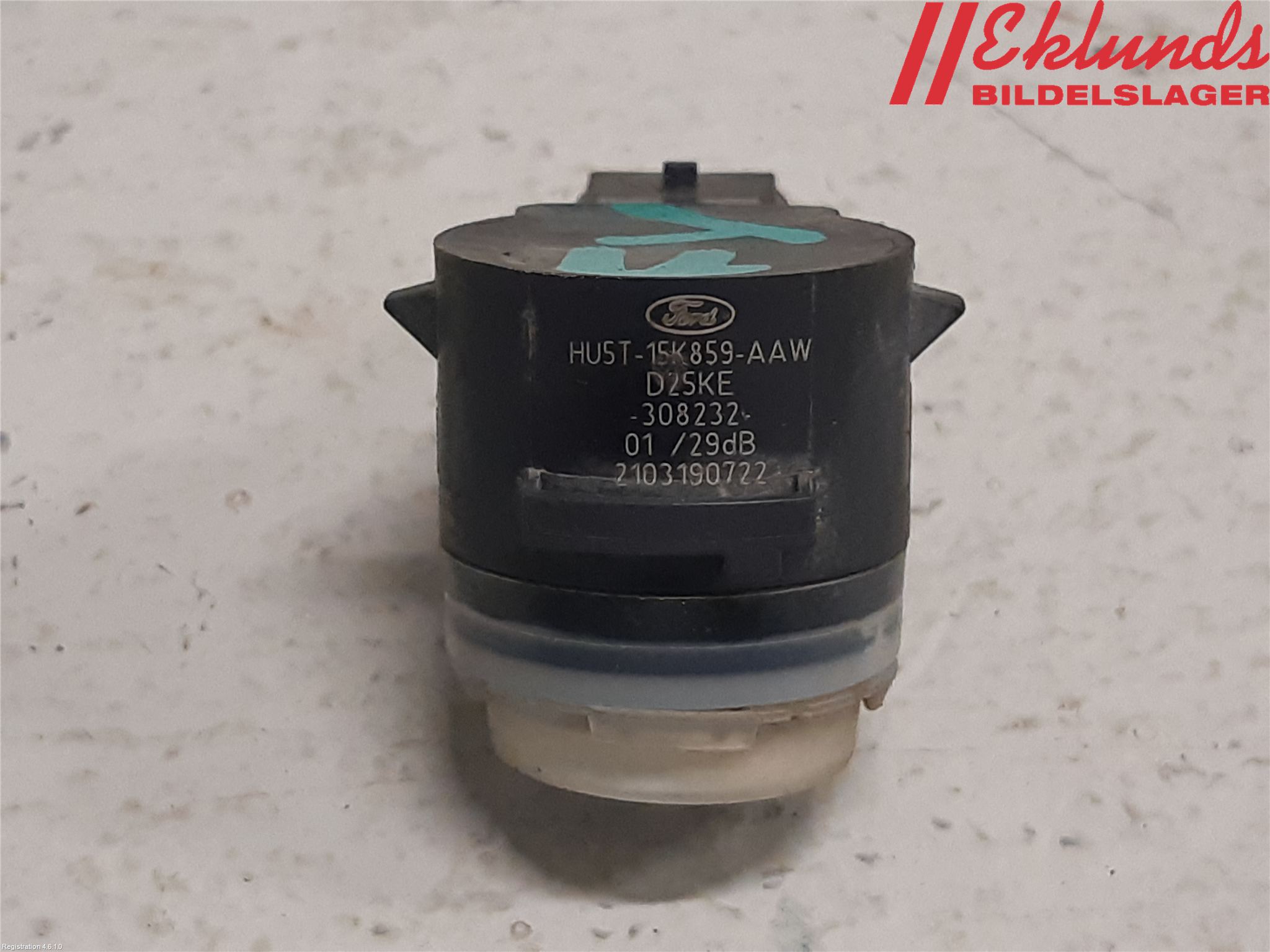 Ford TRANSIT/TOURNEO CUSTOM 13-24 Parkeringshjälp Frontsensor