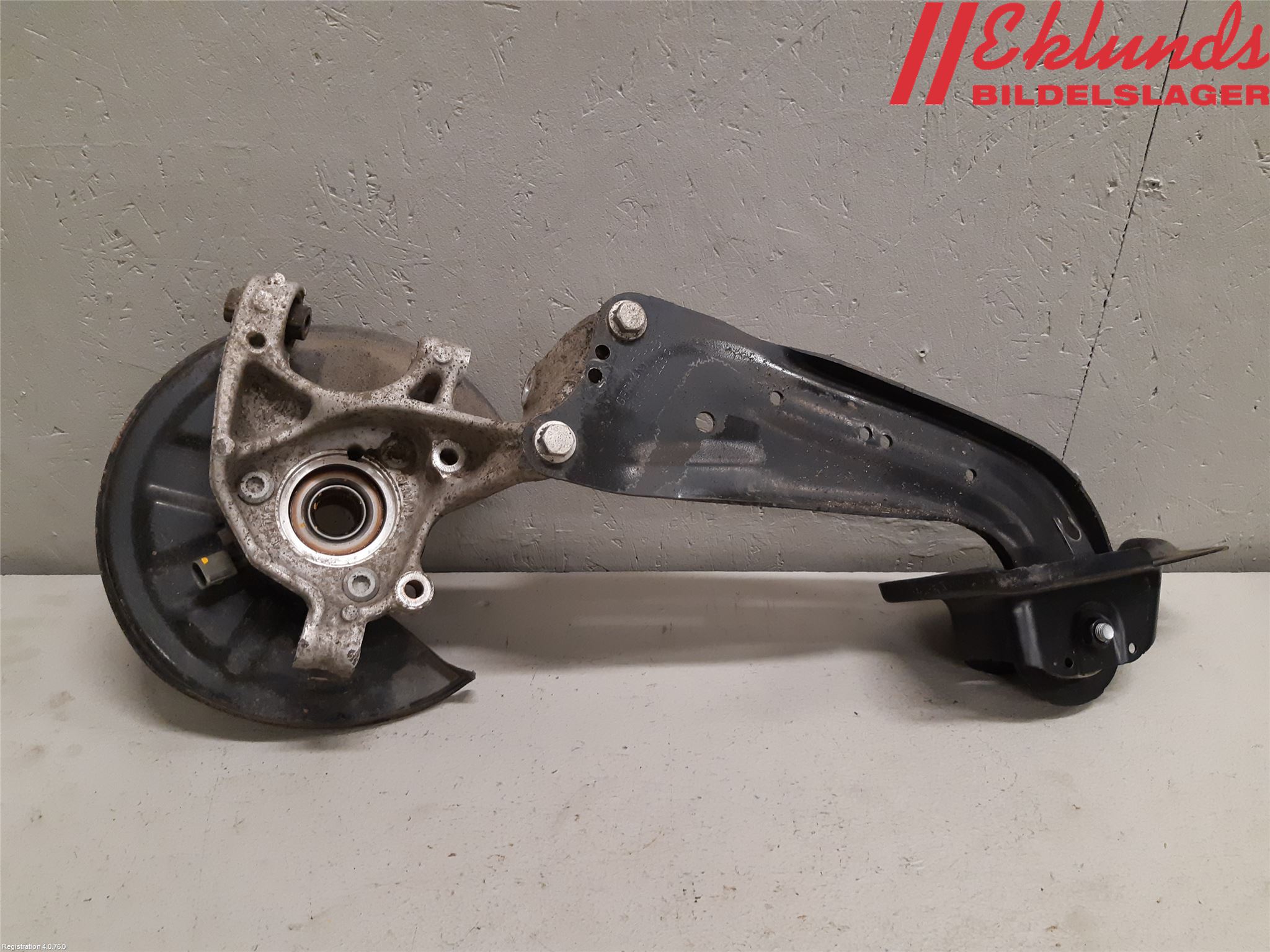 Audi Q2/SQ2 17- Hjullagerhus-Spindel Hö B