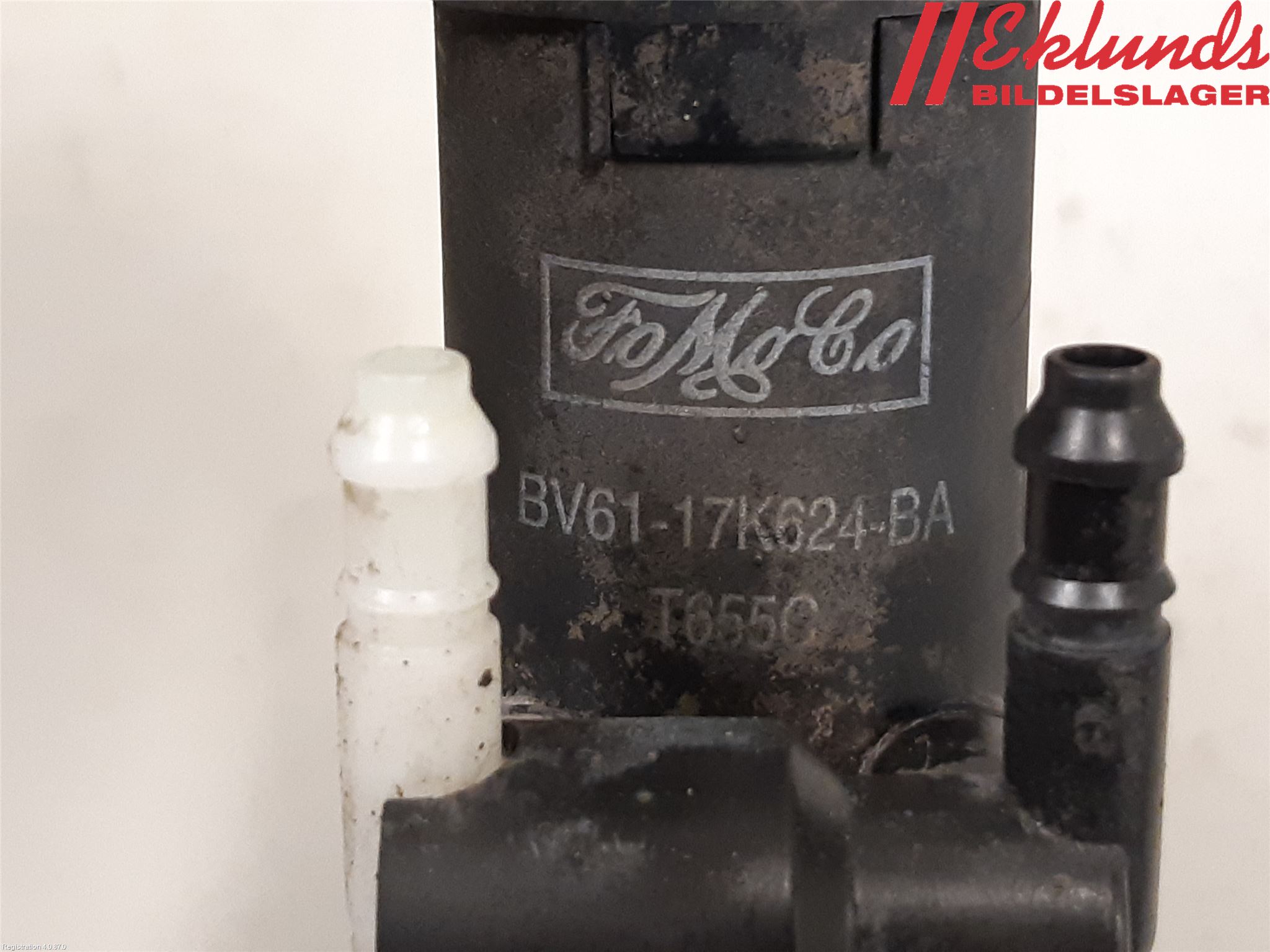 Ford FOCUS 11-14 Spolarpump Vindruta