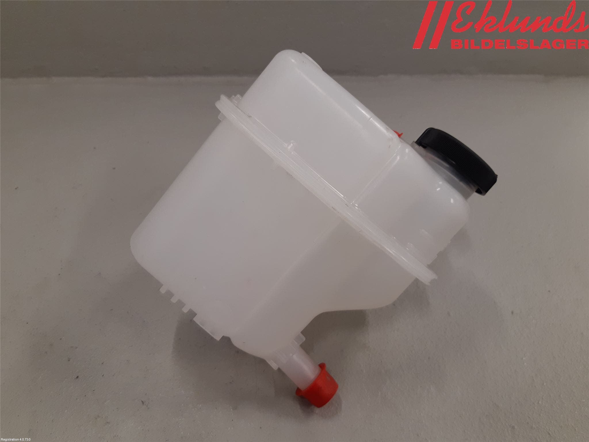 Toyota YARIS XP130 15-20 Expansionstank