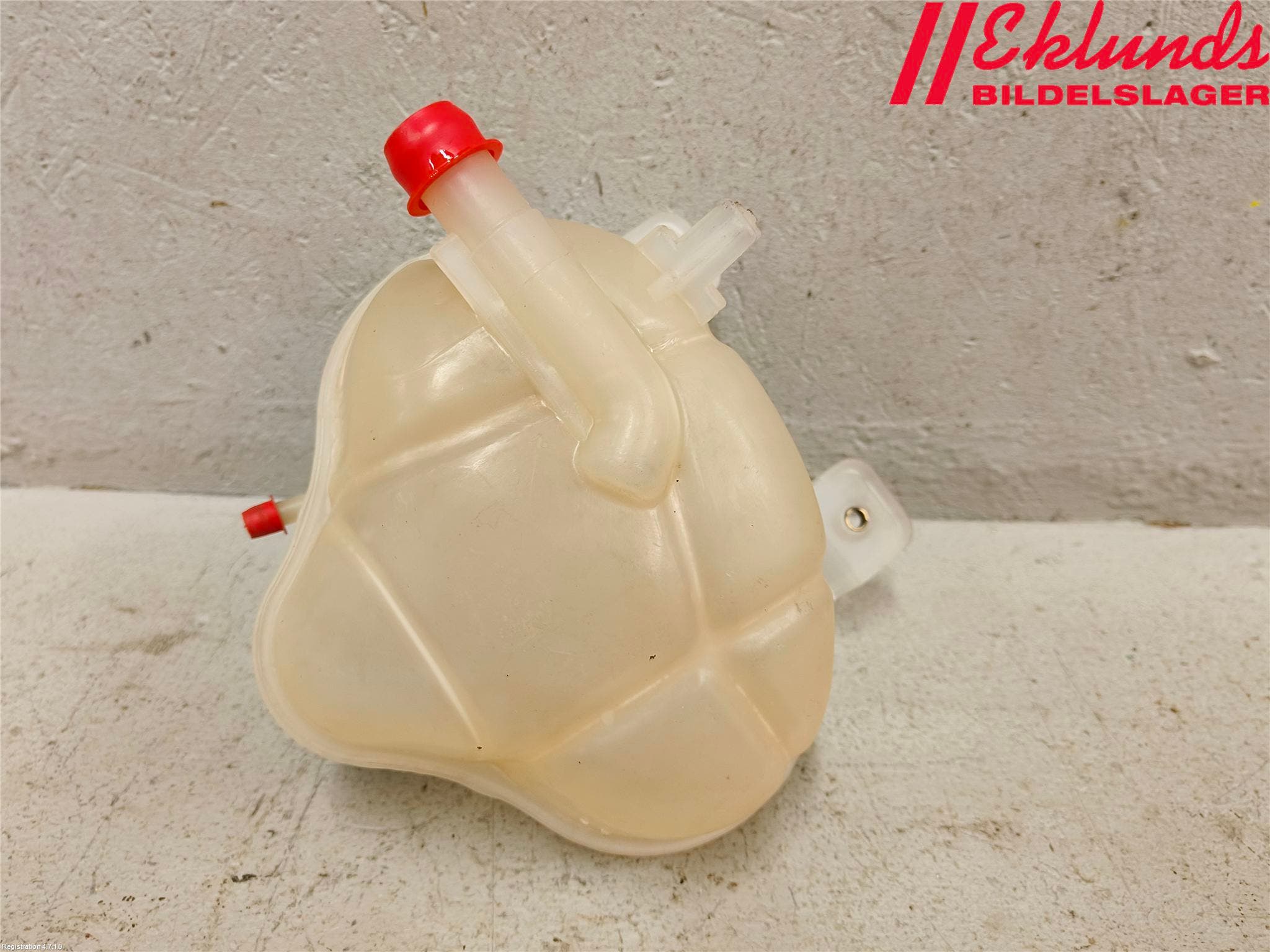 Opel COMBO D 12-18 Expansionstank