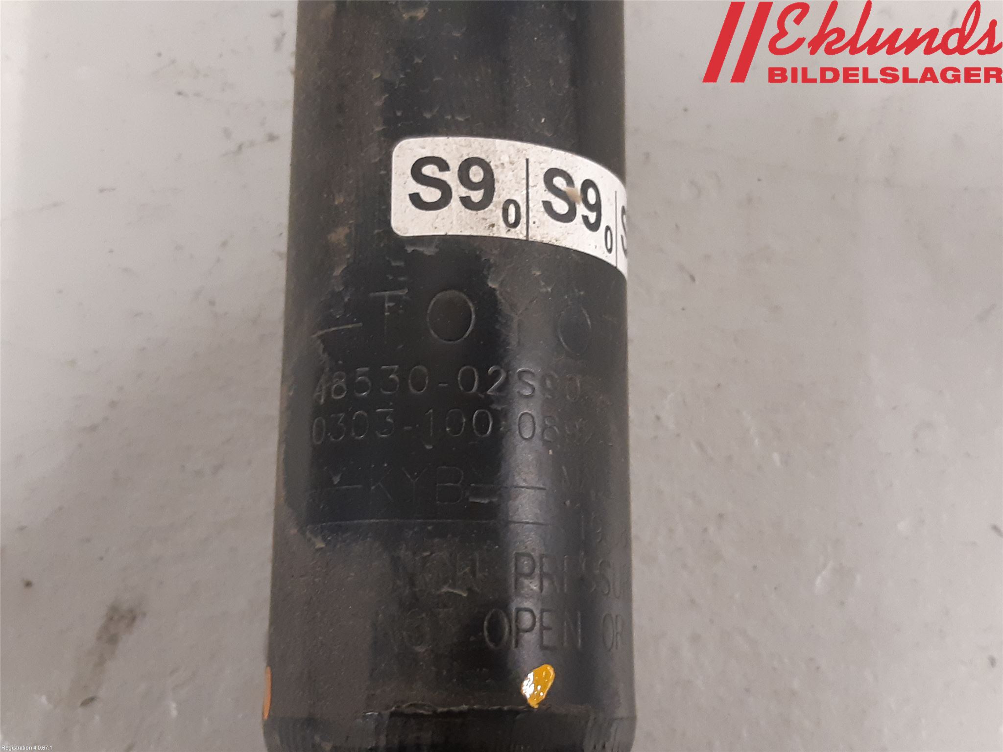 Toyota COROLLA 19- Stötdämpare Bak