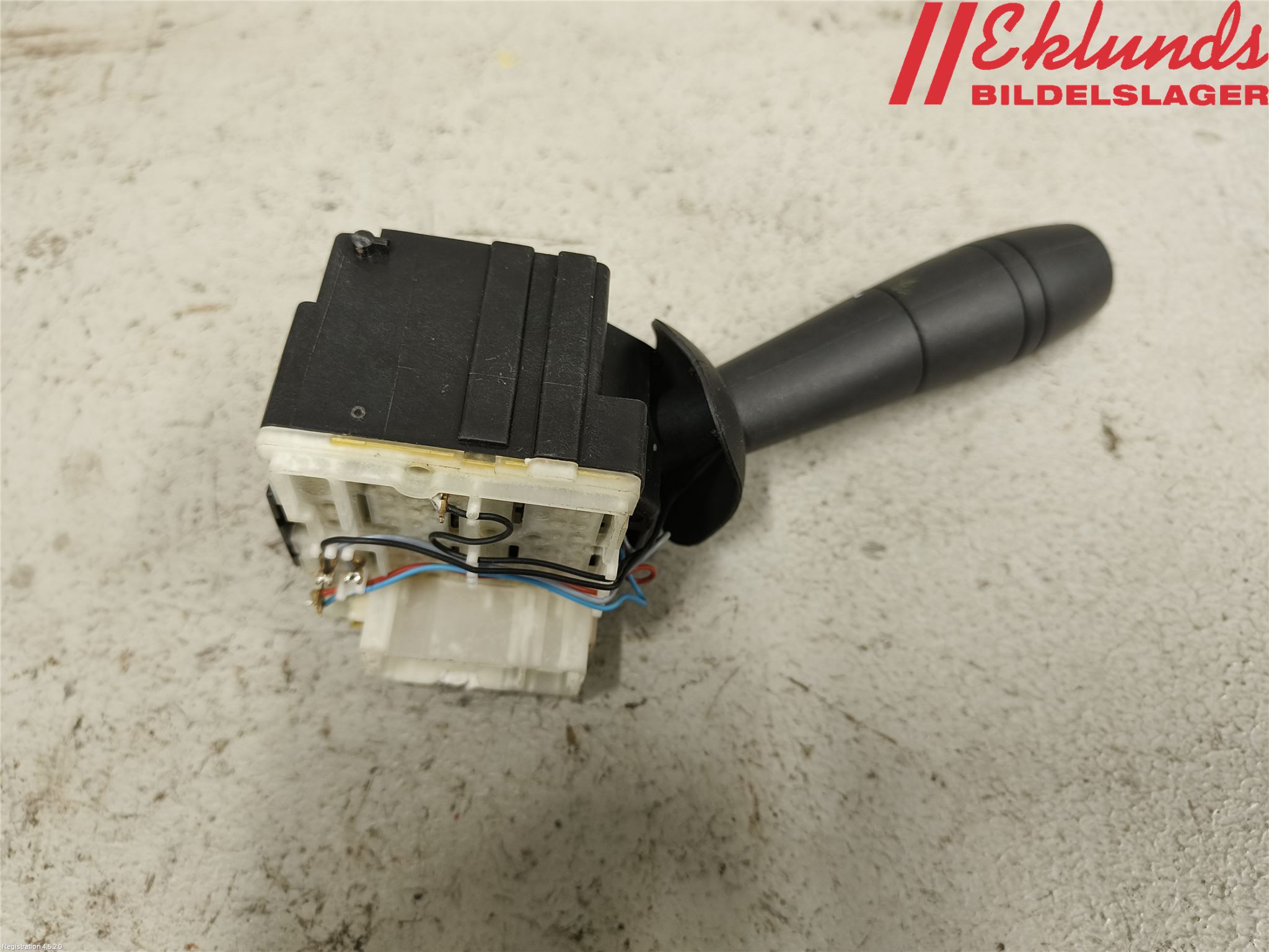 Renault TRAFIC/E-TECH 15- Spak Torkar-Spolomk