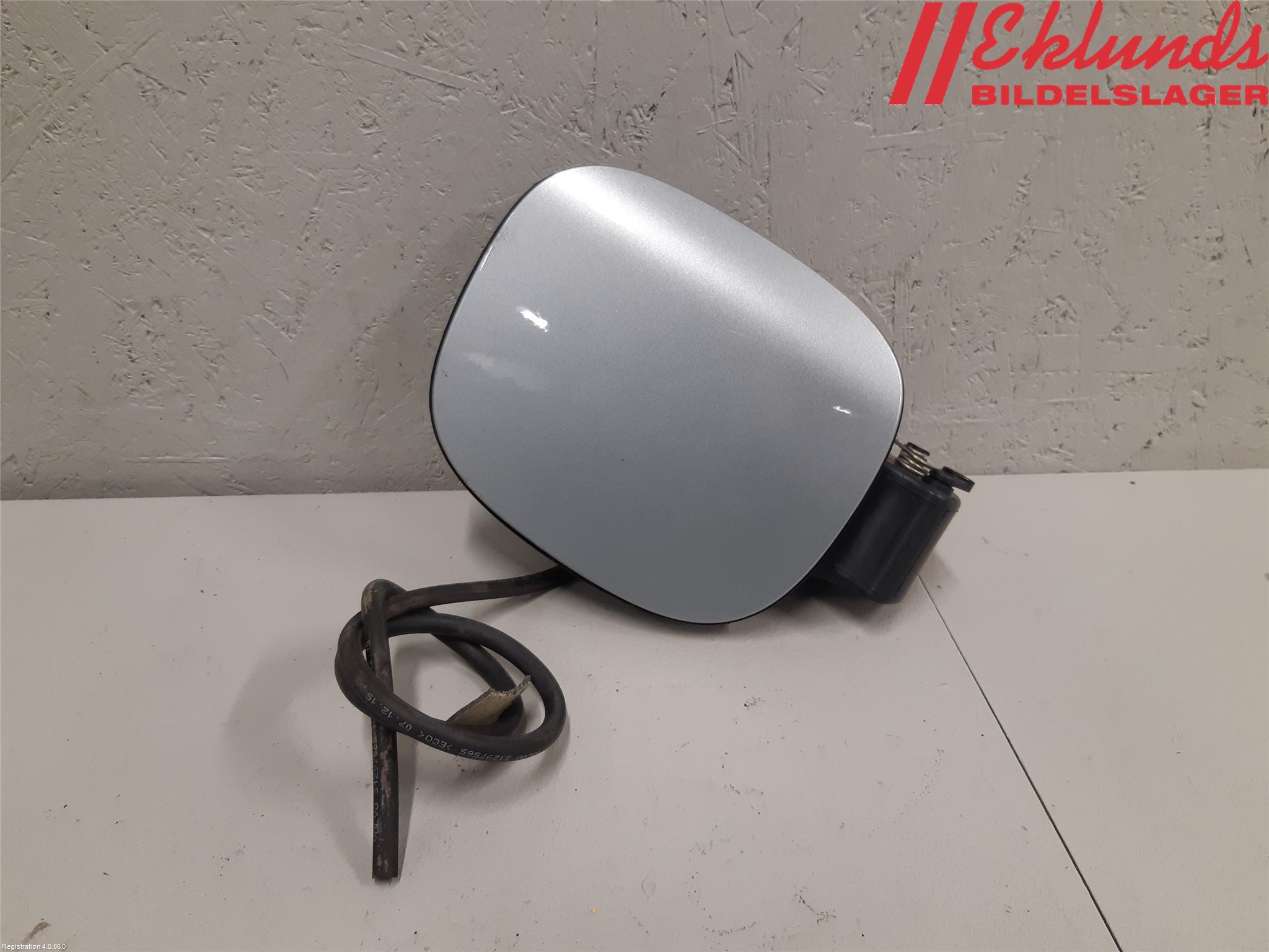Volvo V60 CROSS COUNTRY 16-18 Tanklucka