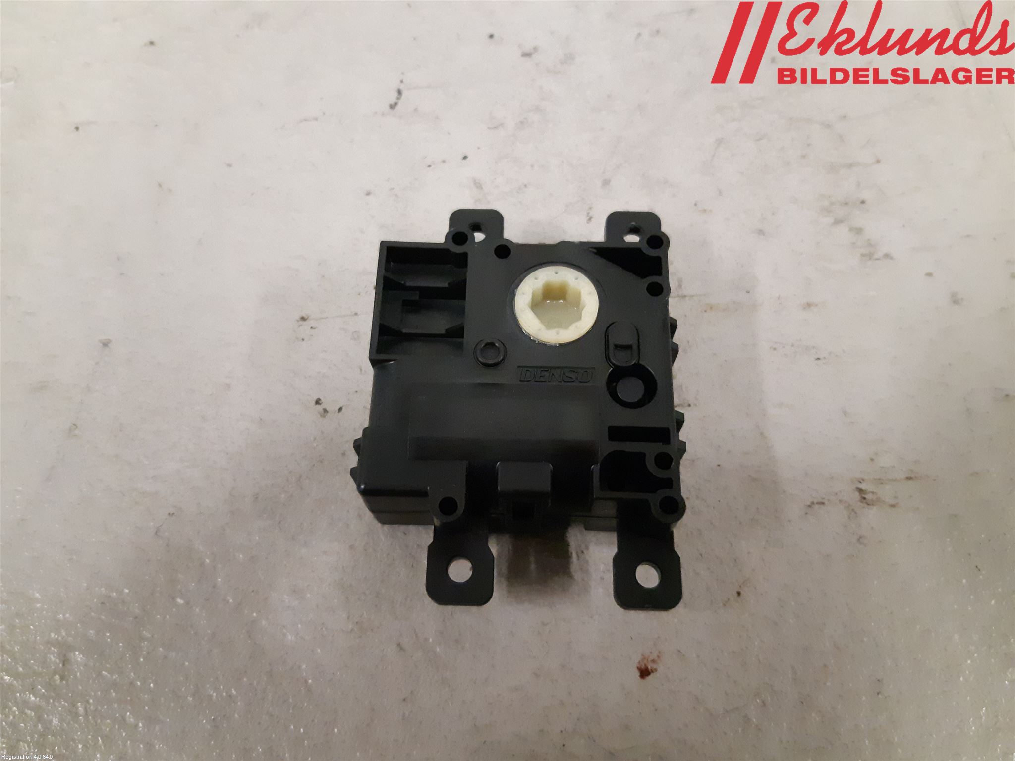 Lexus UX/300e 19- Ac Reglermotor