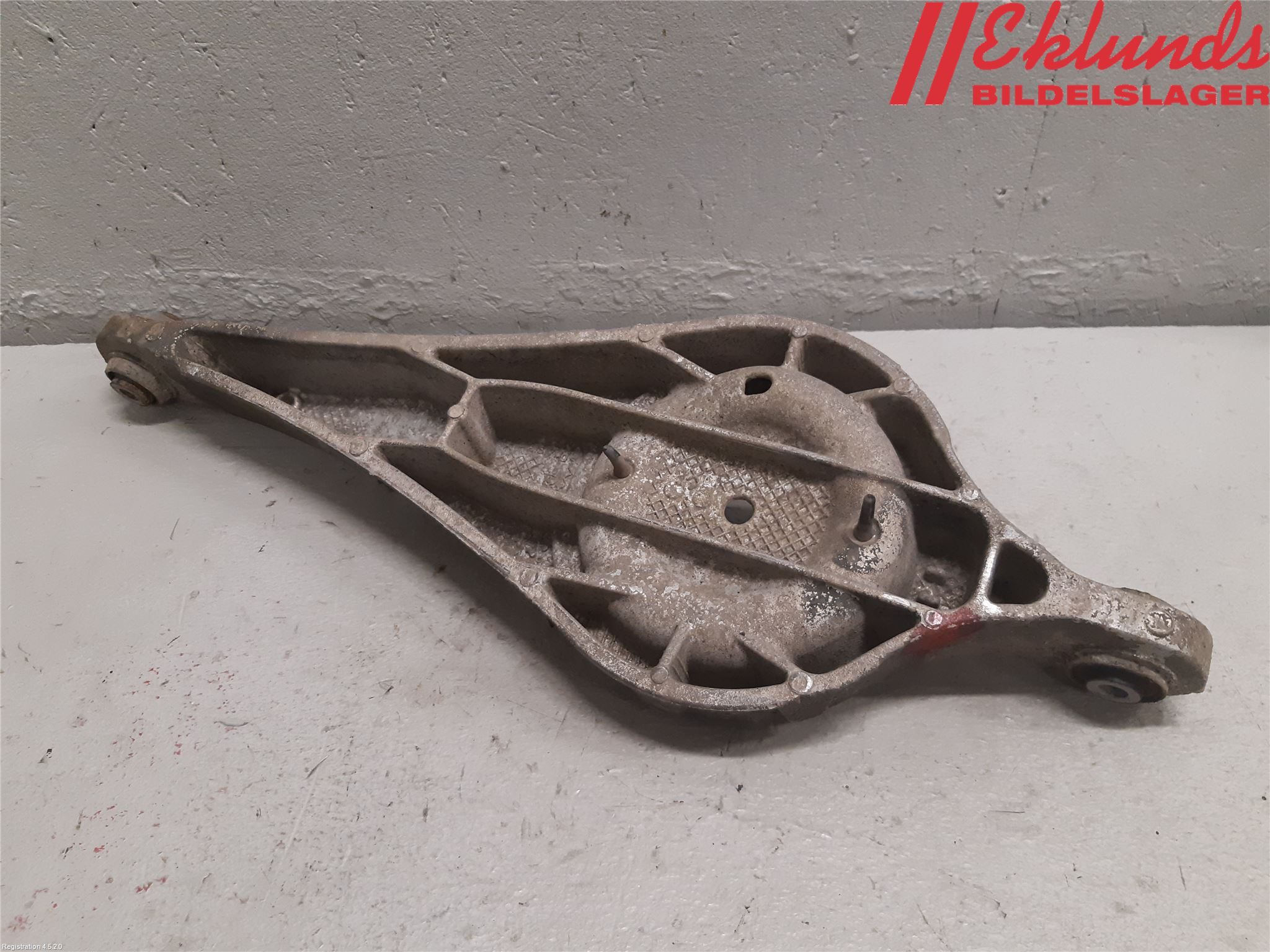 Volvo V60 14-18 Bärarm Bak Vänster