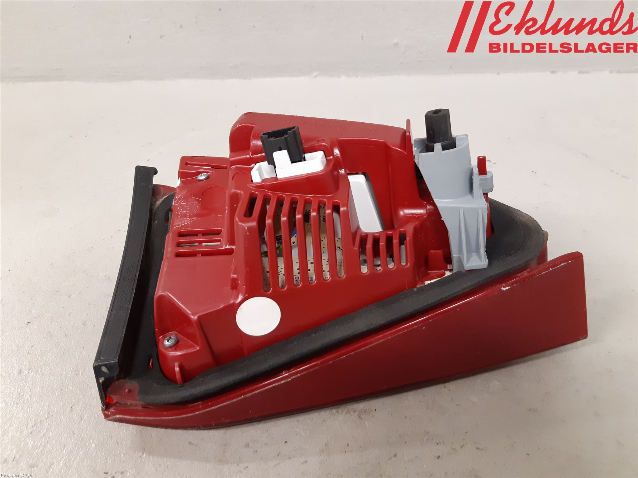 Audi A4 ALLROAD 09-16 Bakljus Lucka Hö