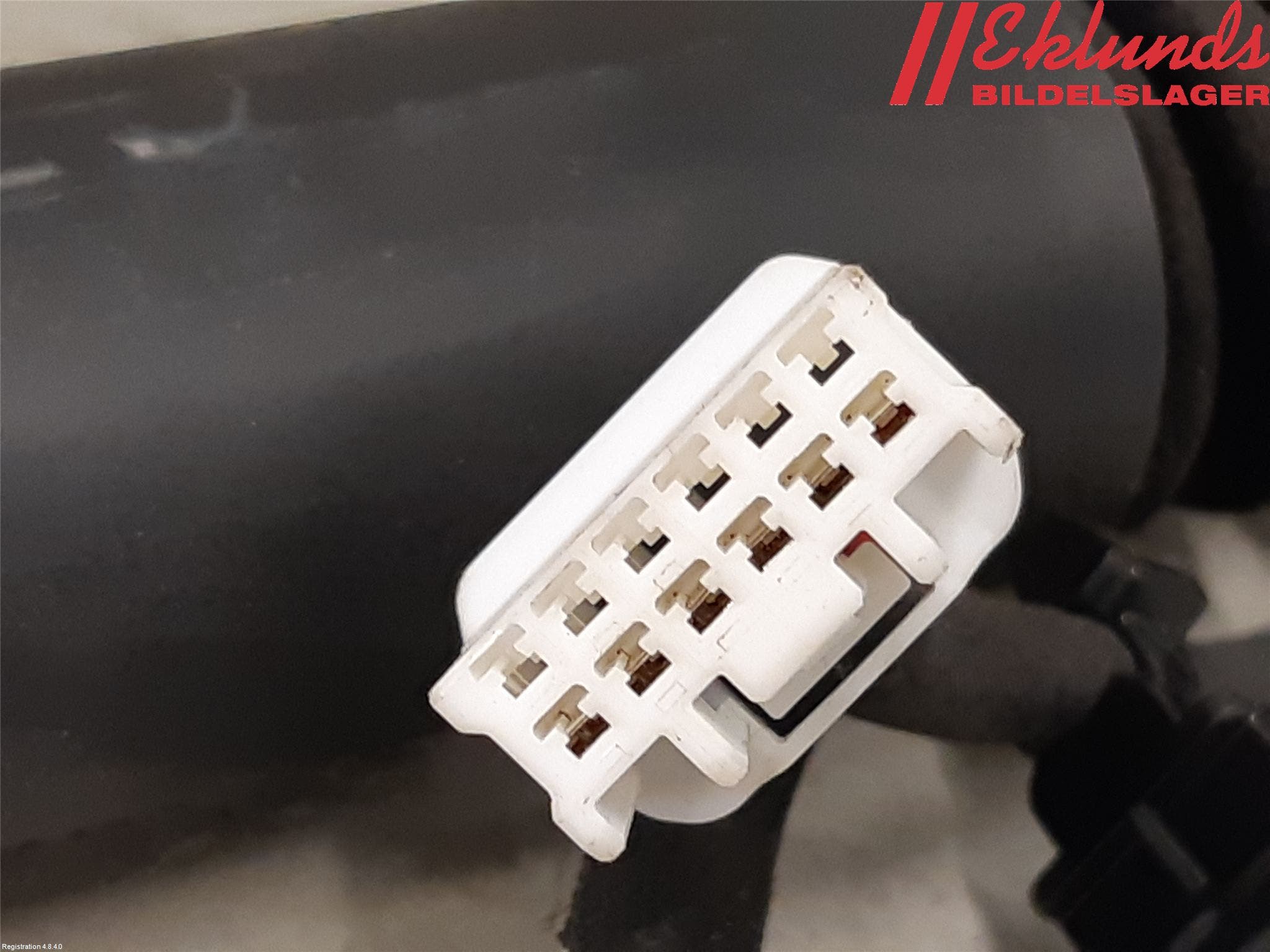 Tesla MODEL X 16- Gasfjäder Övrigt