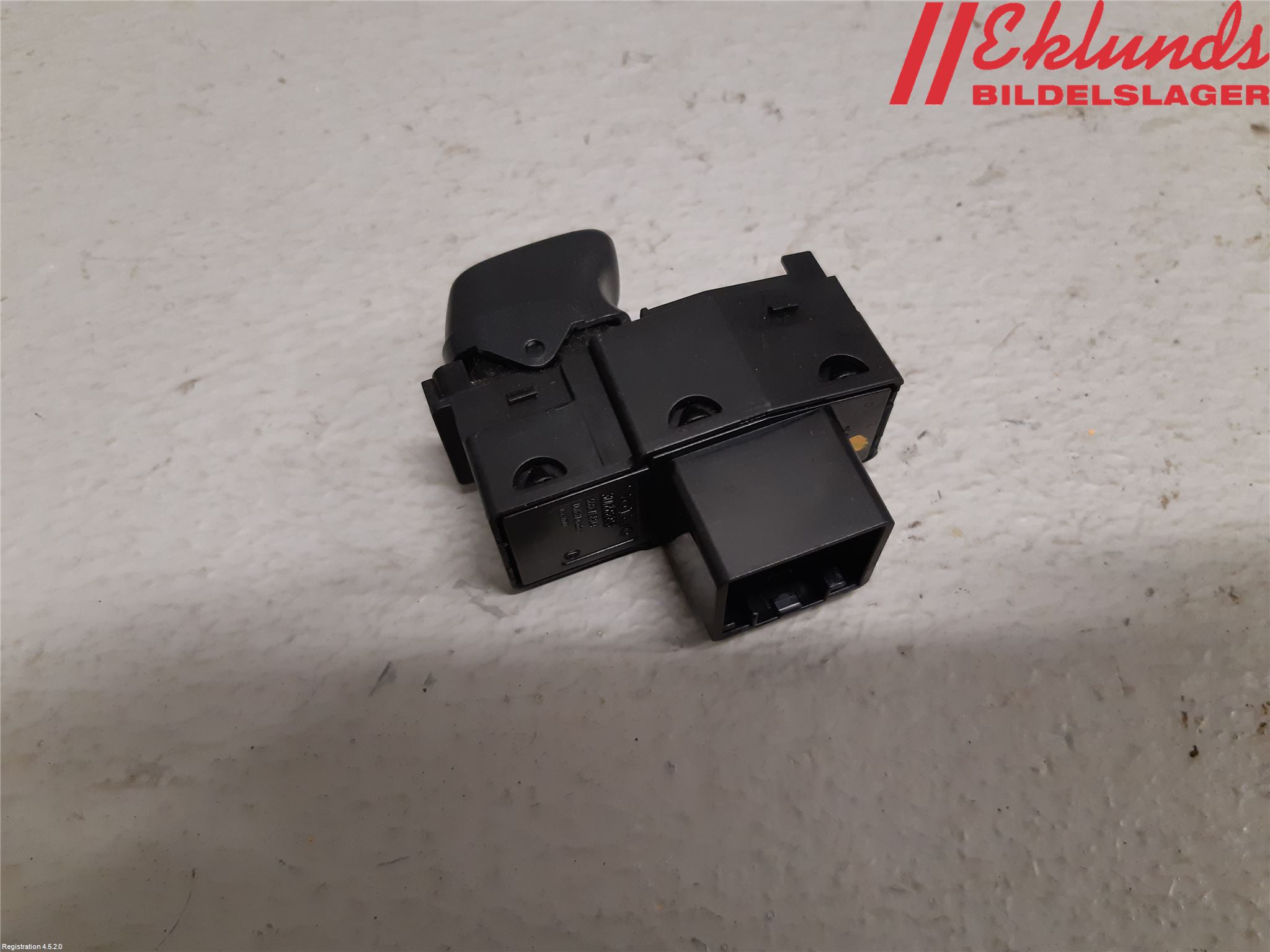 Volvo S60 05-10 Strömställare Elhiss