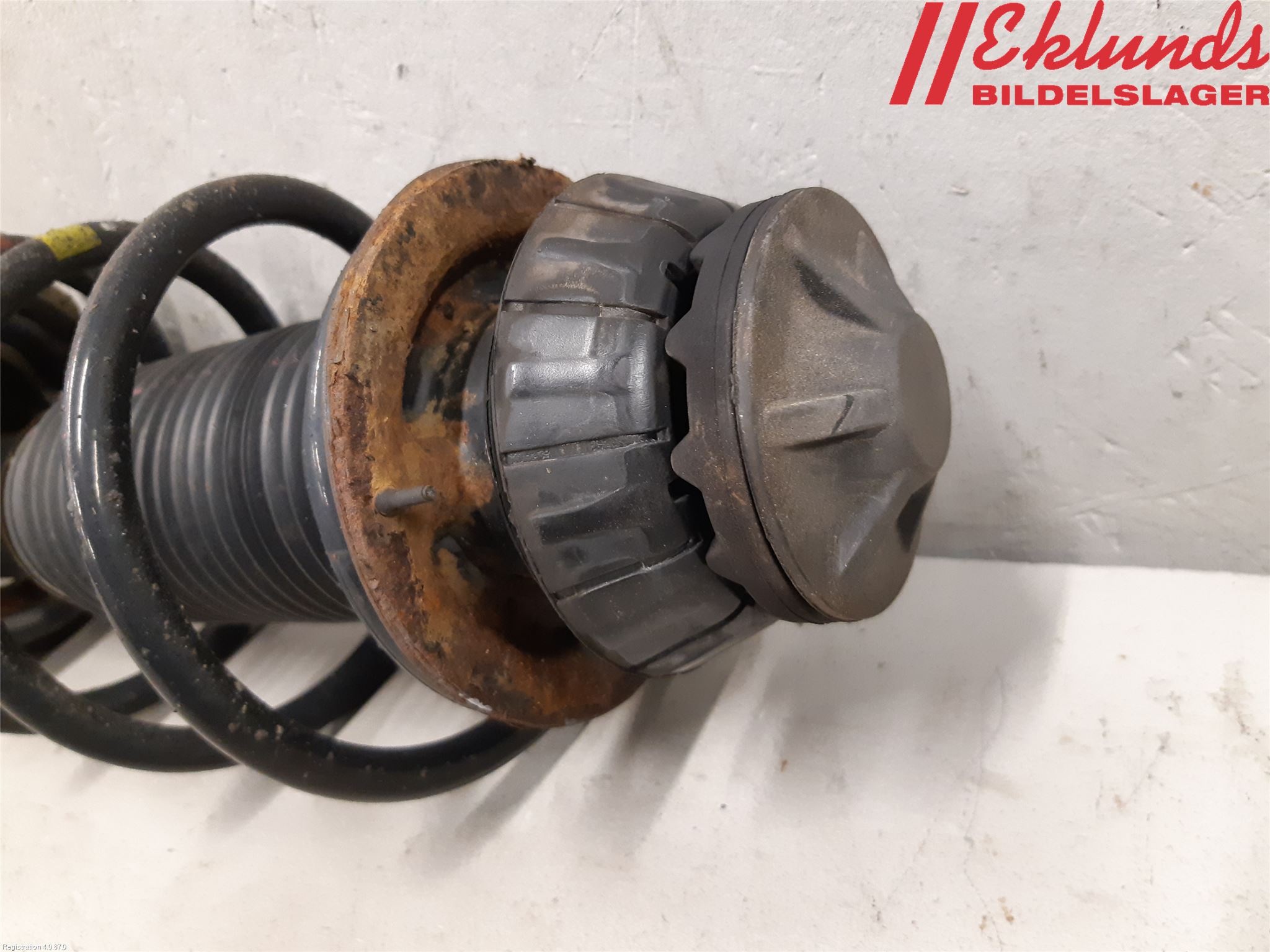 Kia RIO 12-16 Fjäderben Fram Höger