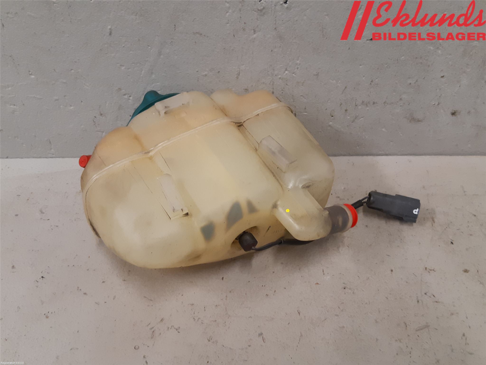 Volvo V70 05-08 Expansionstank