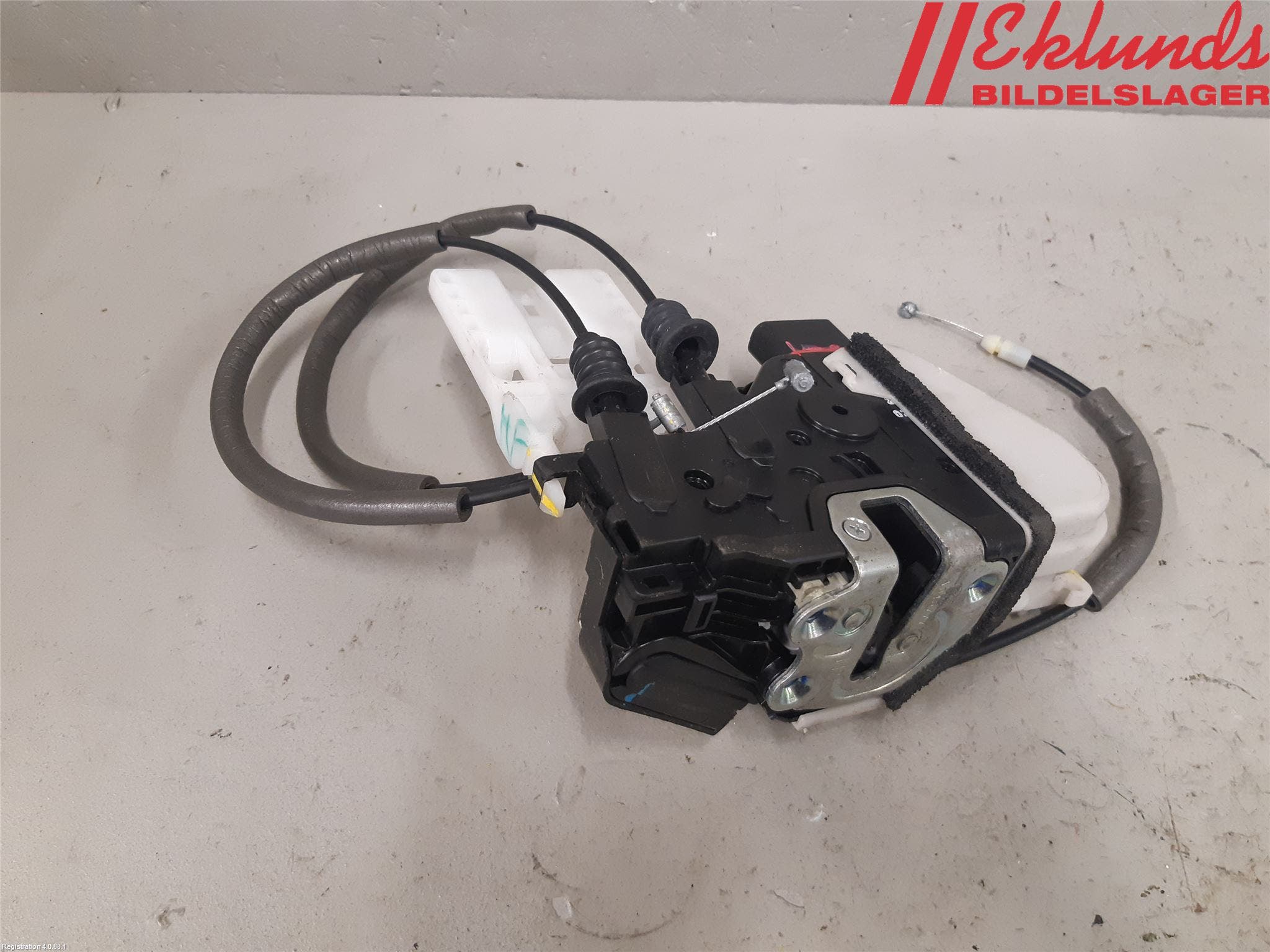 Hyundai SANTA FE 13-18 Låskista-Dörrlås