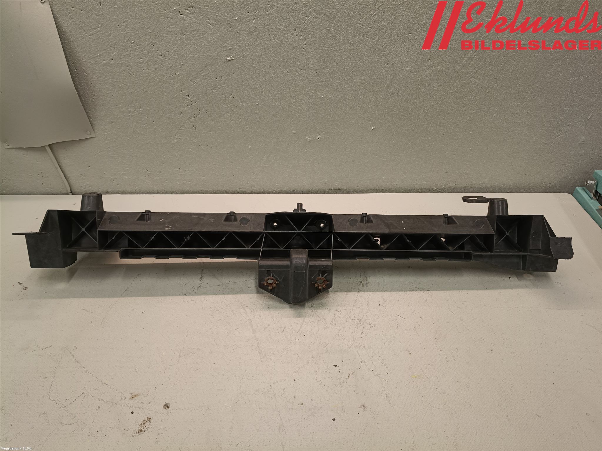 Citroen BERLINGO 08-18 Front Huvlåsplåt-Balk