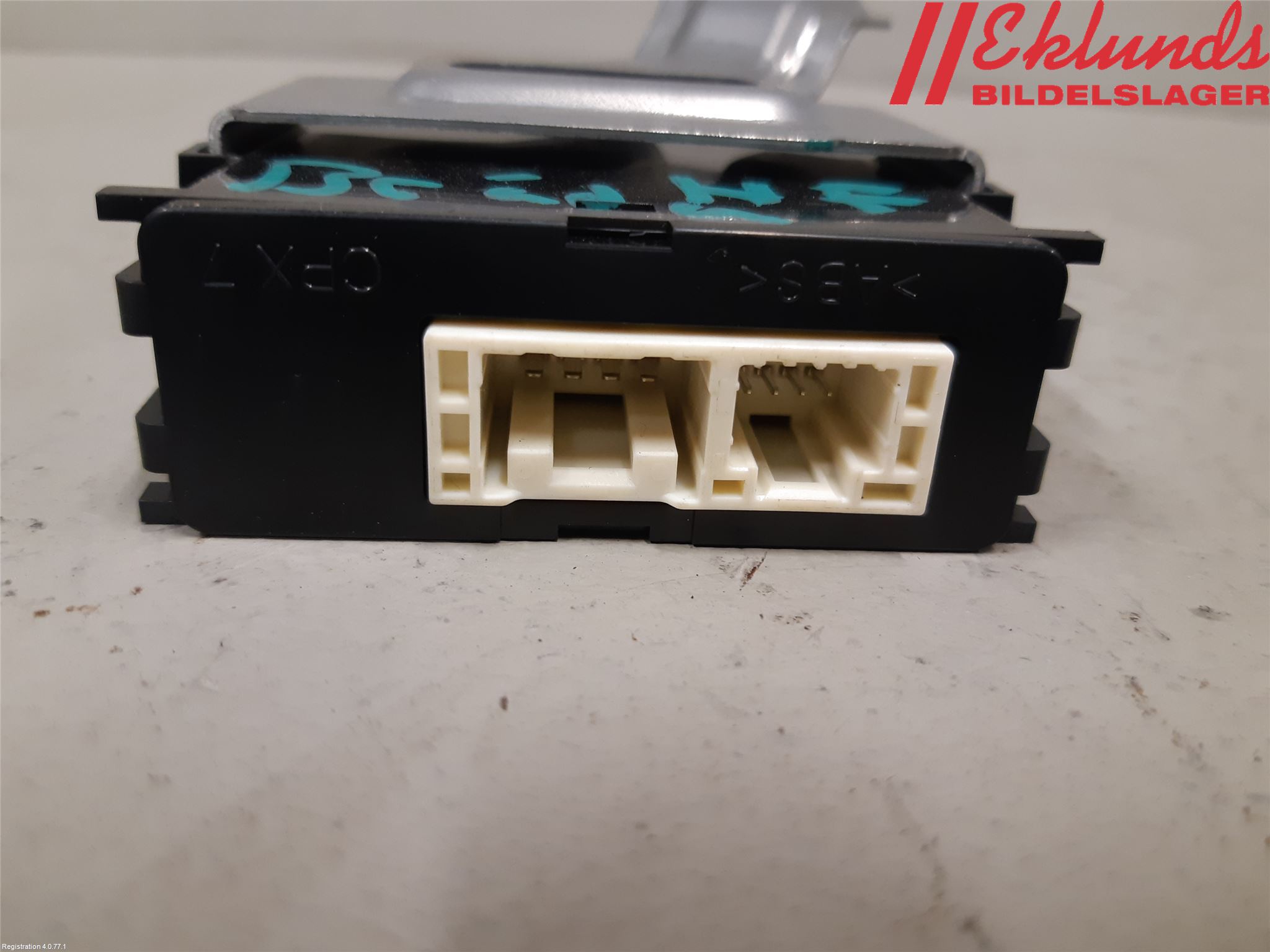 Toyota COROLLA 19- Relä Torkarmotor