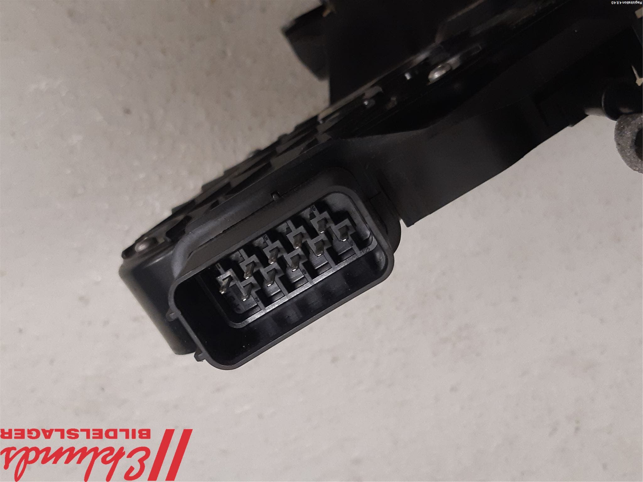 Volvo V70 08-13 Låskista-Dörrlås