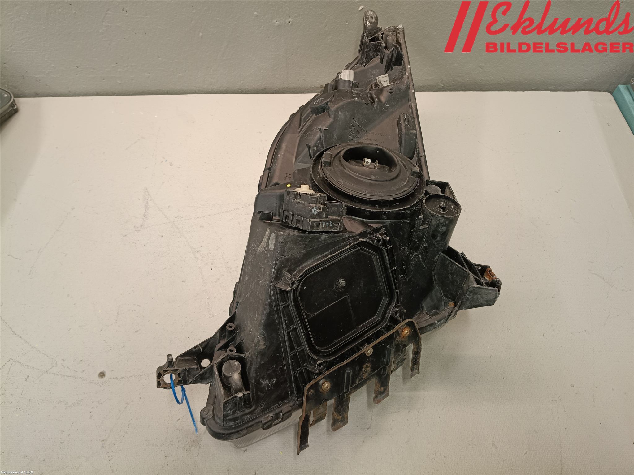 Toyota PRIUS NWH20 04-08 Strålkastare Höger