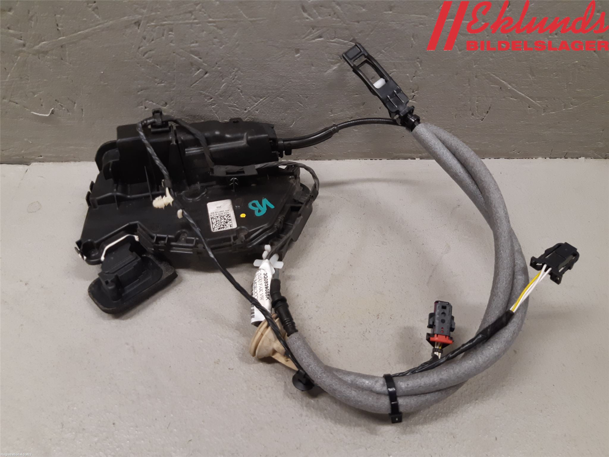 Volkswagen VW PASSAT 15-19 Låskista-Dörrlås
