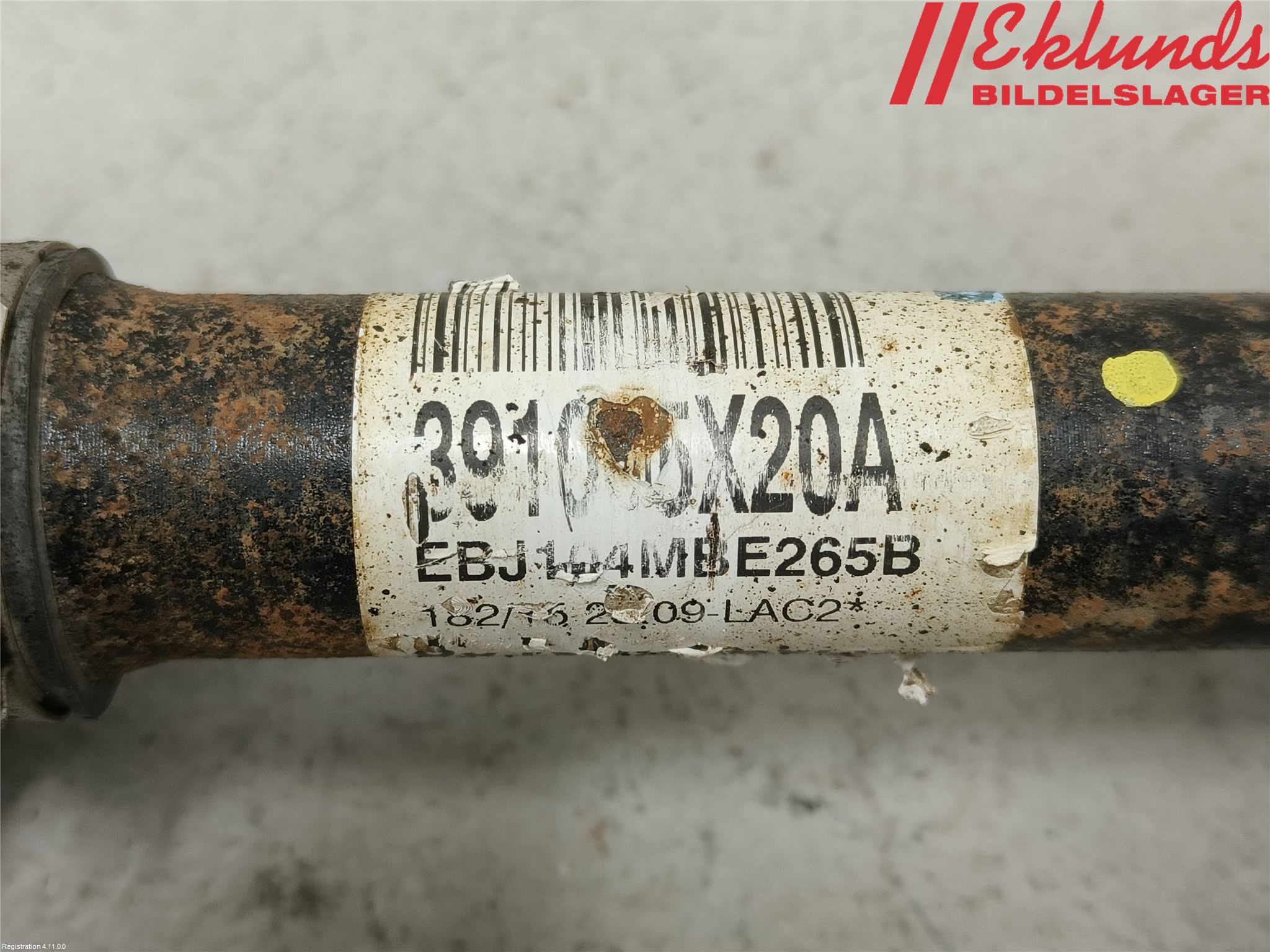 Nissan NAVARA 05-16 Drivaxel Fram Höger