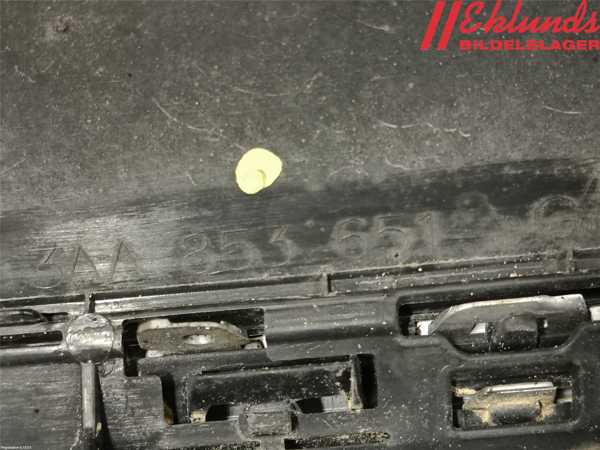 Volkswagen VW PASSAT 11-14 Grill Komp