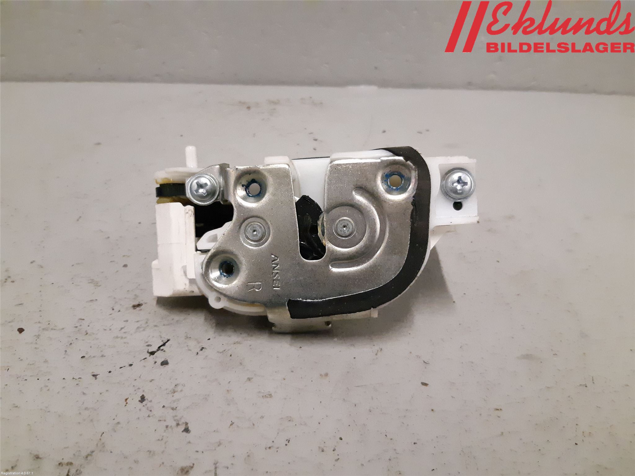 Mitsubishi OUTLANDER 07-12 Låskista-Dörrlås