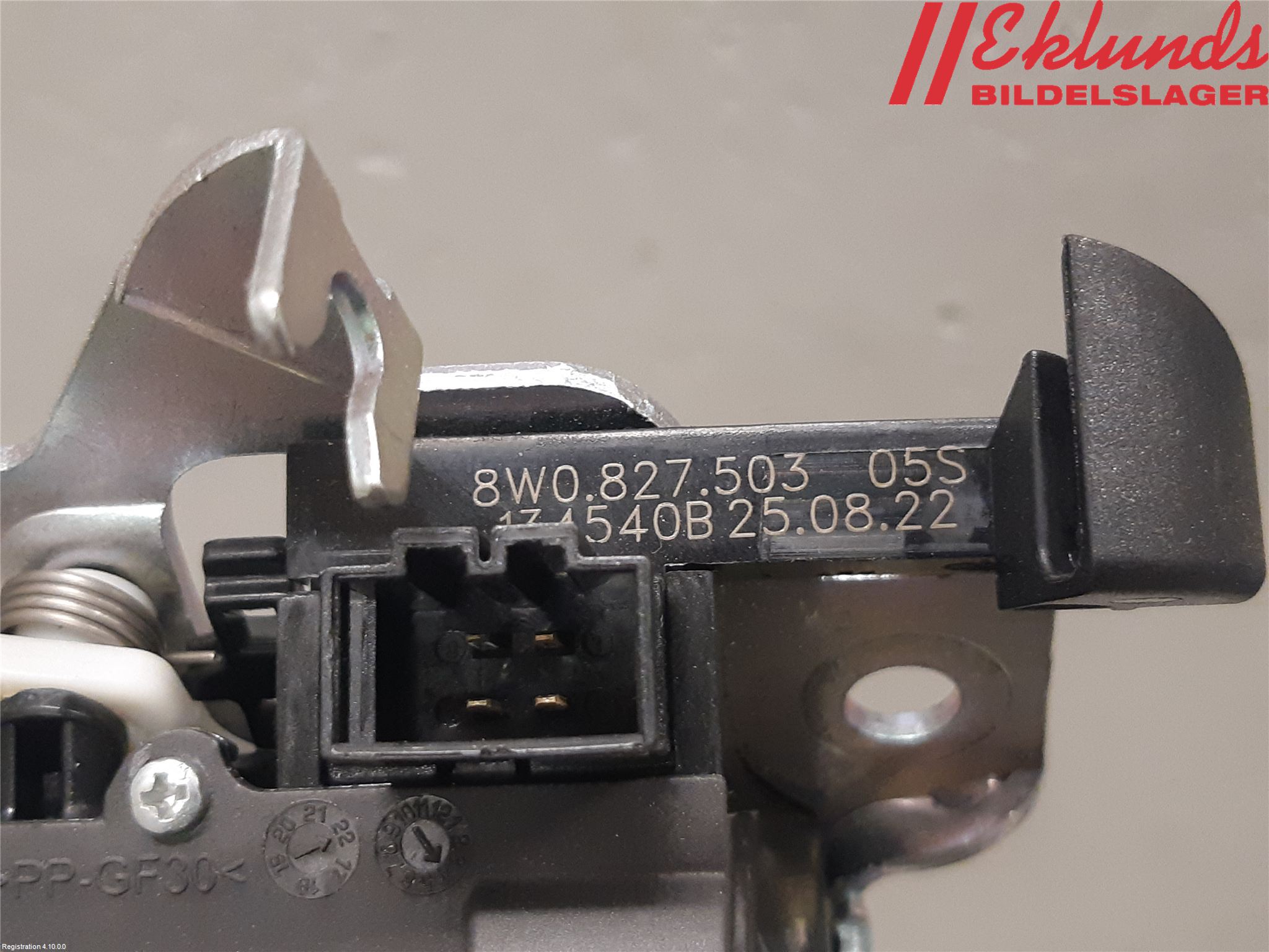 Audi A3/S3 8Y 21- Låskista Baklucka