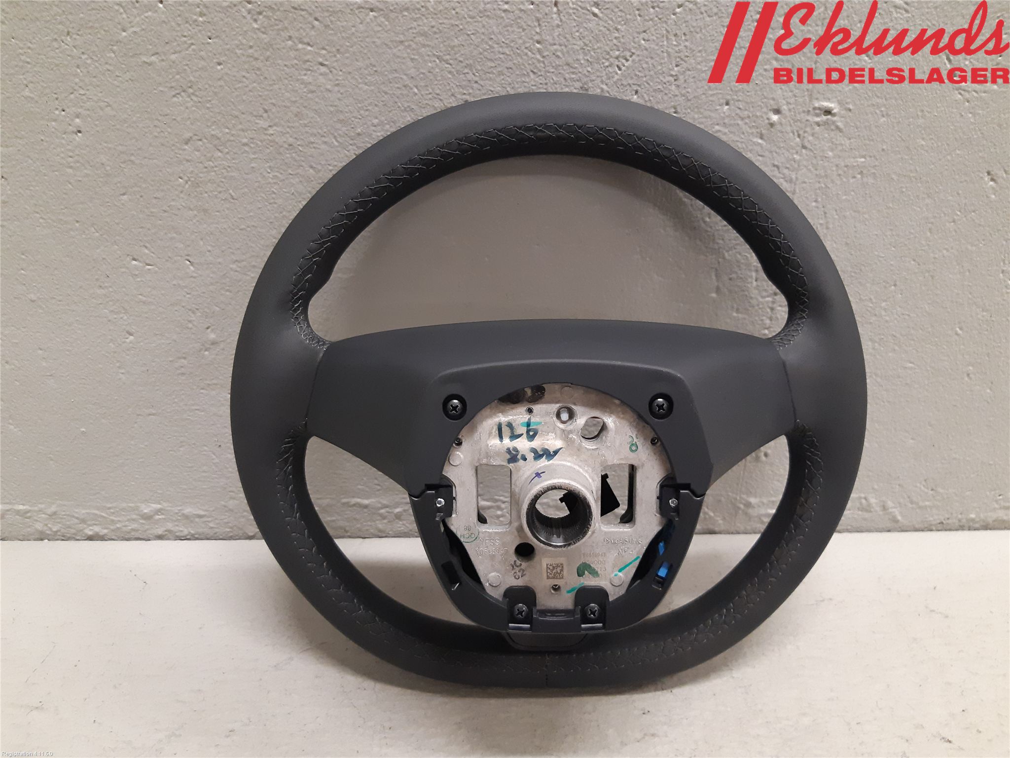 Tesla MODEL Y 21- Ratt