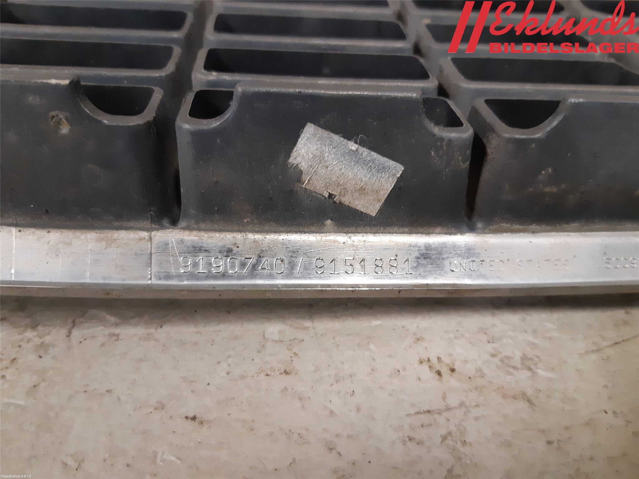 Volvo S60 01-04 Grill Komp