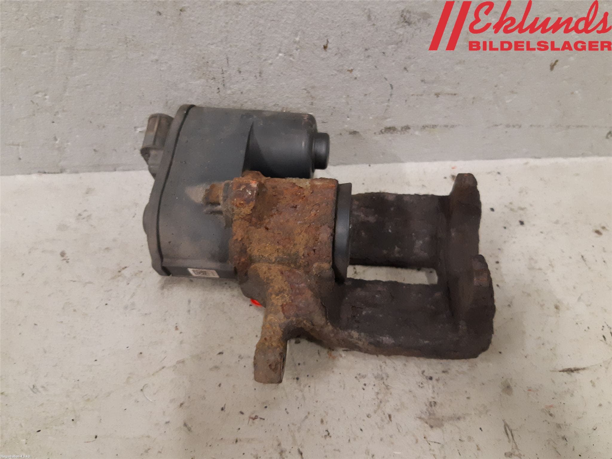 Volvo V70 14-16 Bromsok Bak Vänster