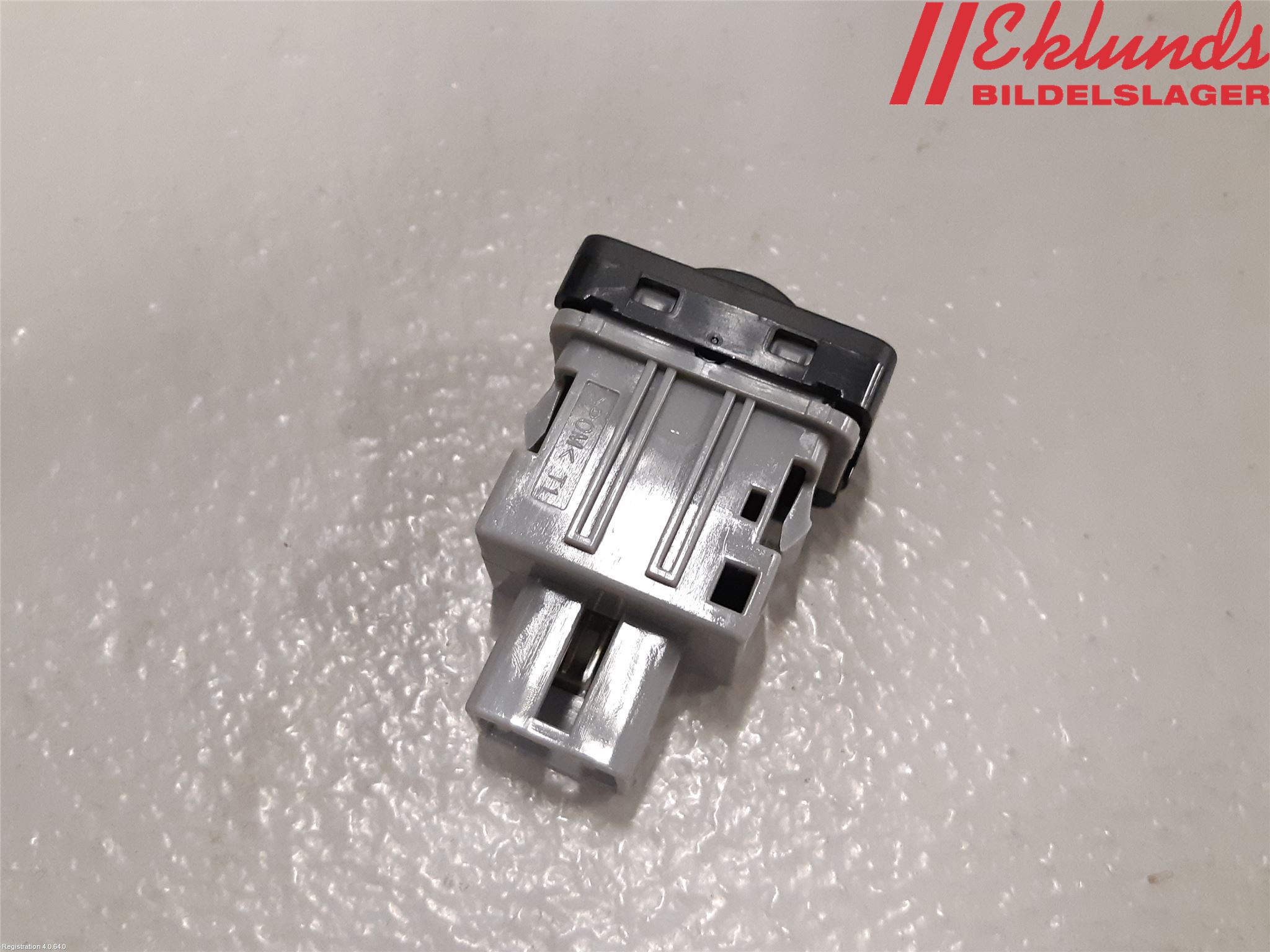 Mitsubishi OUTLANDER 13-21 Str Ljusvidd Reglering