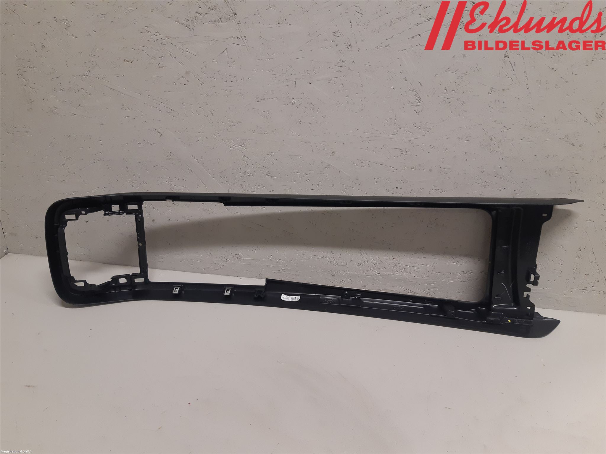 Volvo S60 19- Instrumentkonsoll Mitt