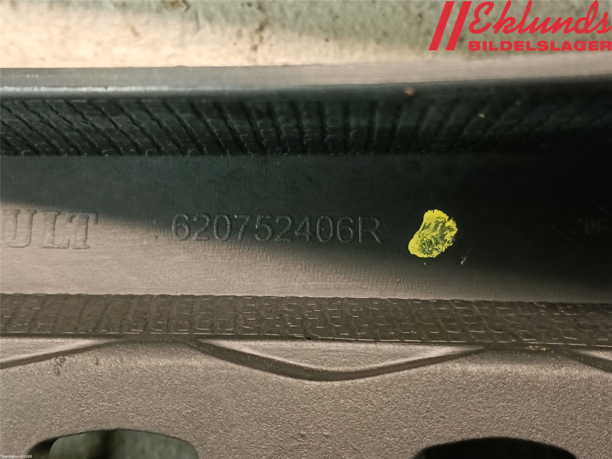 Renault CAPTUR 13-19 Dimljussarg Fram