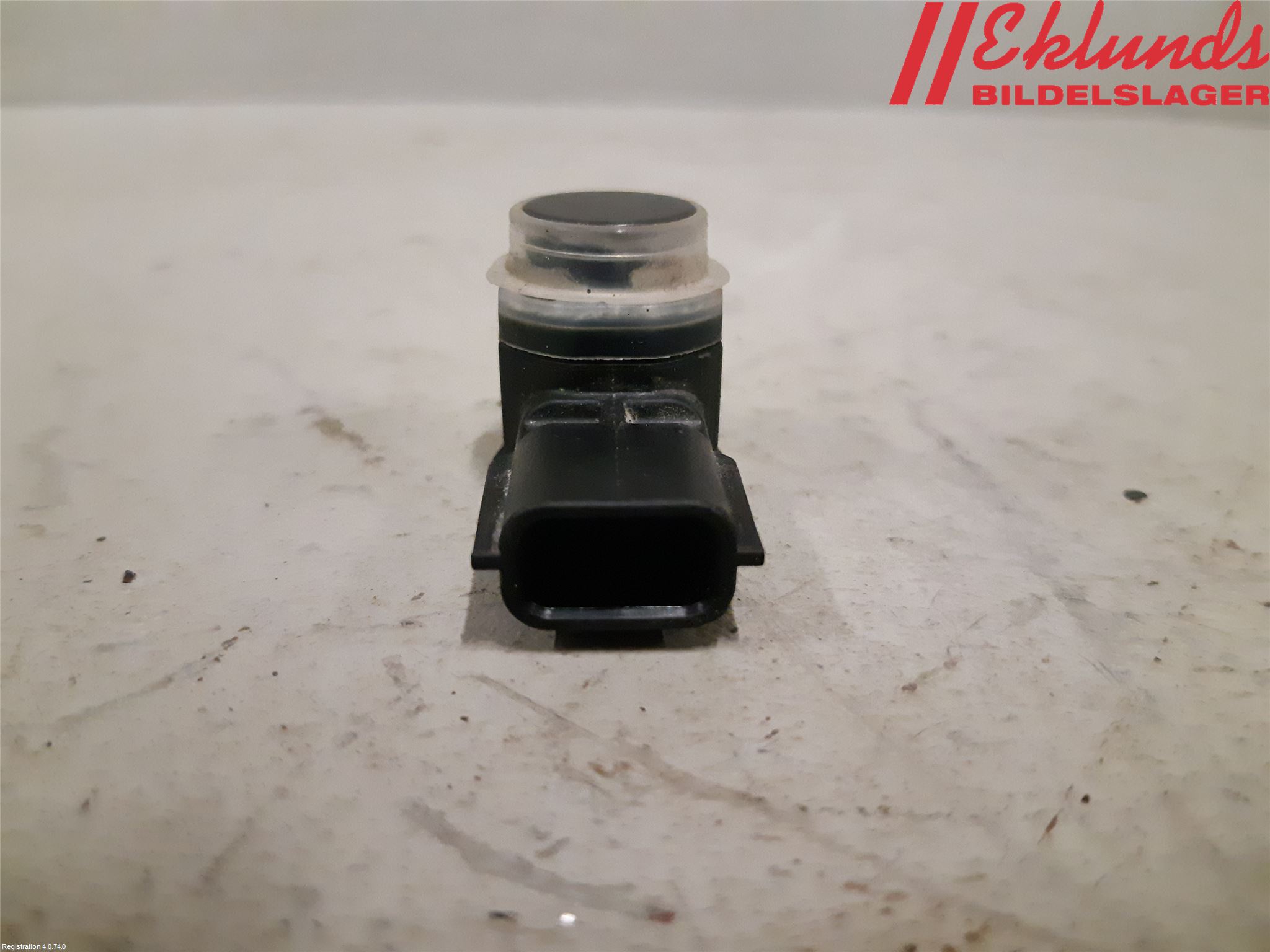 Renault CAPTUR 13-19 Parkeringshjälp Backsensor